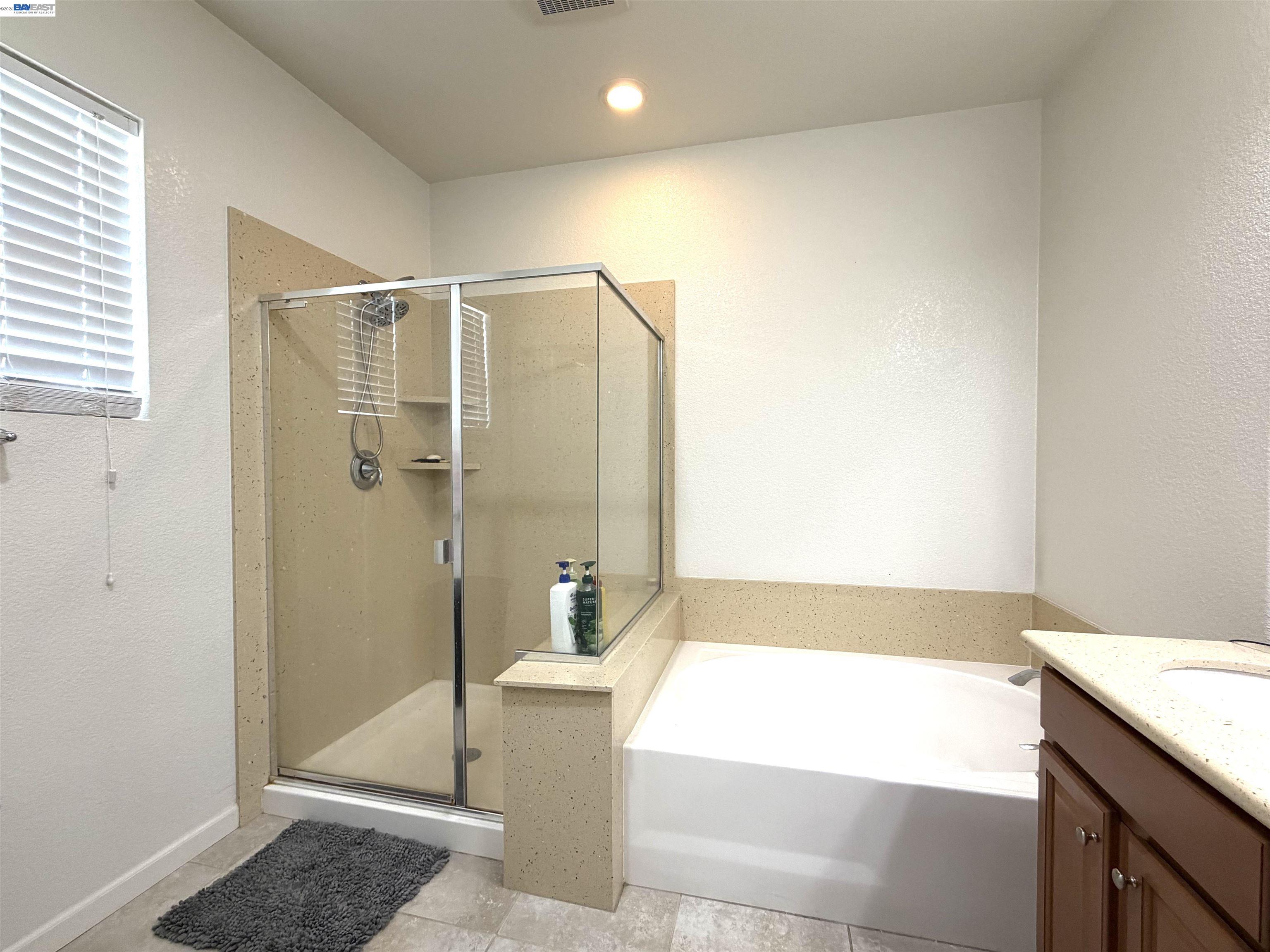 Detail Gallery Image 18 of 27 For 277 W Saint Francis Ave, Mountain House,  CA 95391 - 3 Beds | 3 Baths