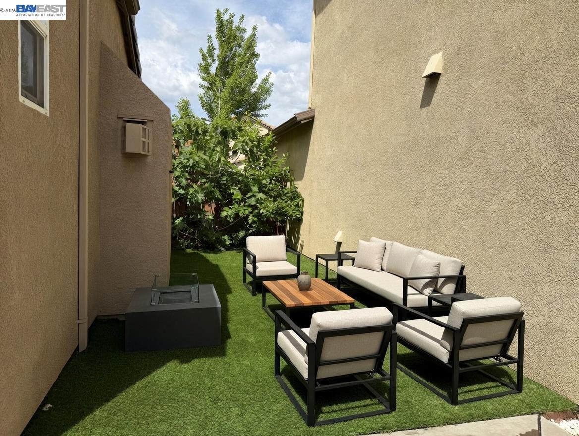 Detail Gallery Image 24 of 27 For 277 W Saint Francis Ave, Mountain House,  CA 95391 - 3 Beds | 3 Baths