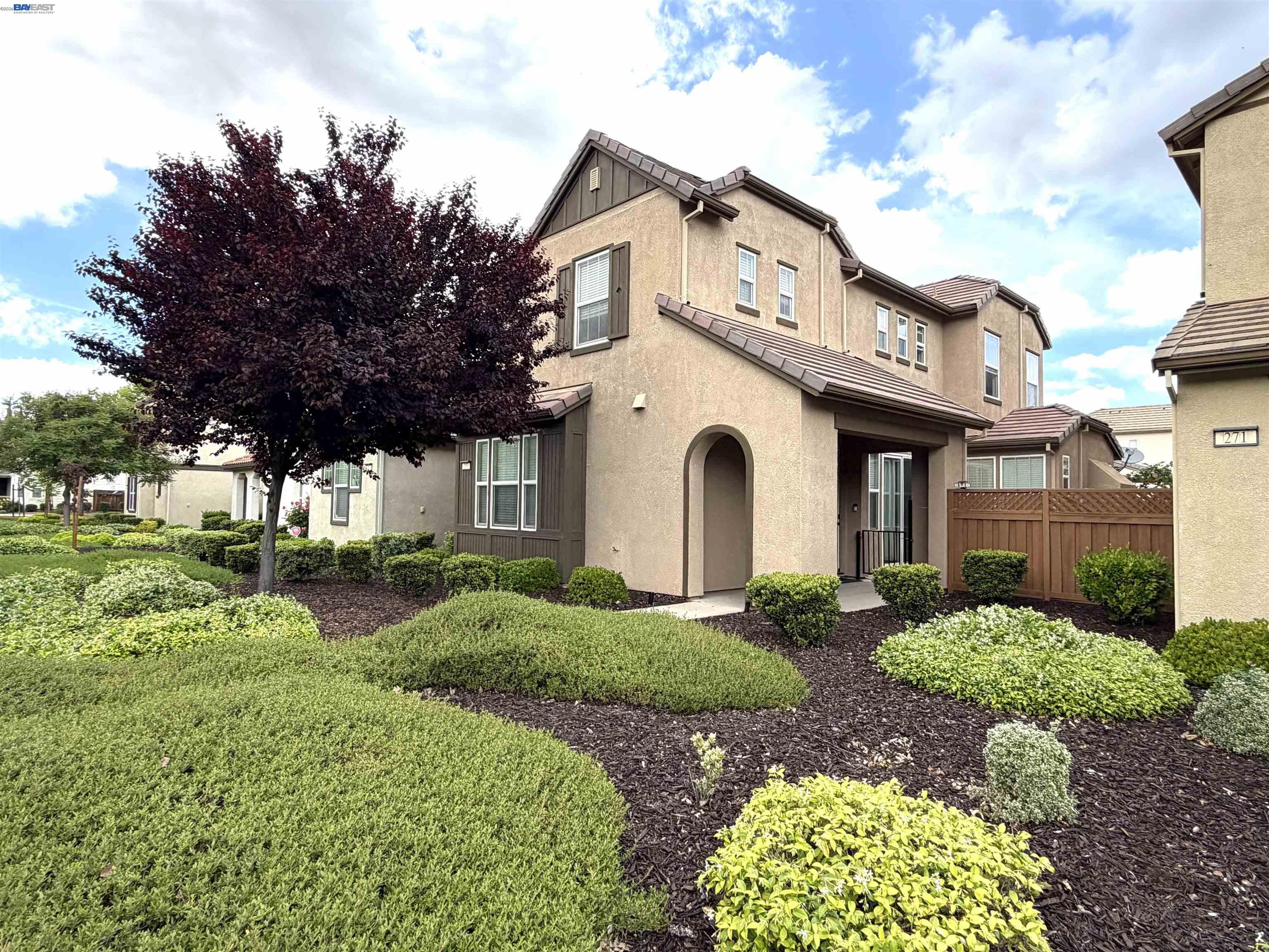 Detail Gallery Image 4 of 27 For 277 W Saint Francis Ave, Mountain House,  CA 95391 - 3 Beds | 3 Baths