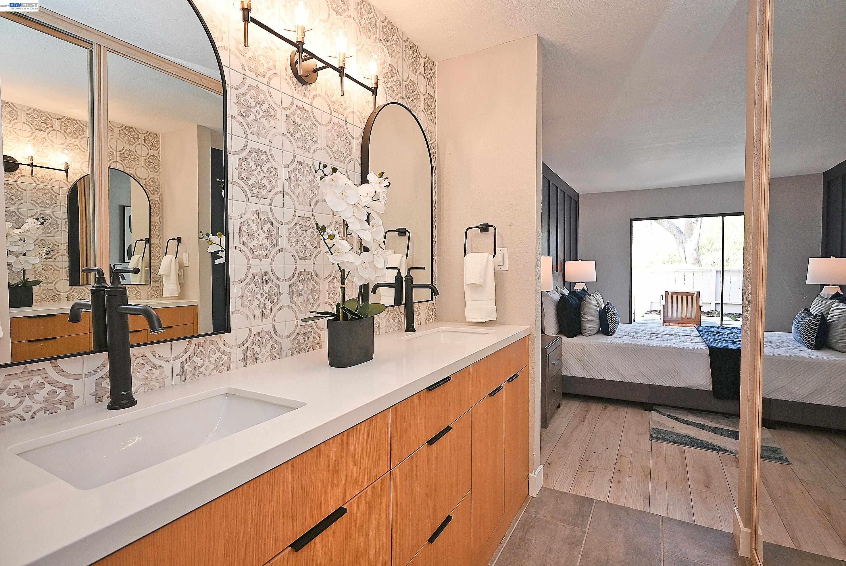 Photo #11: 41127487 Listing: Photo #11