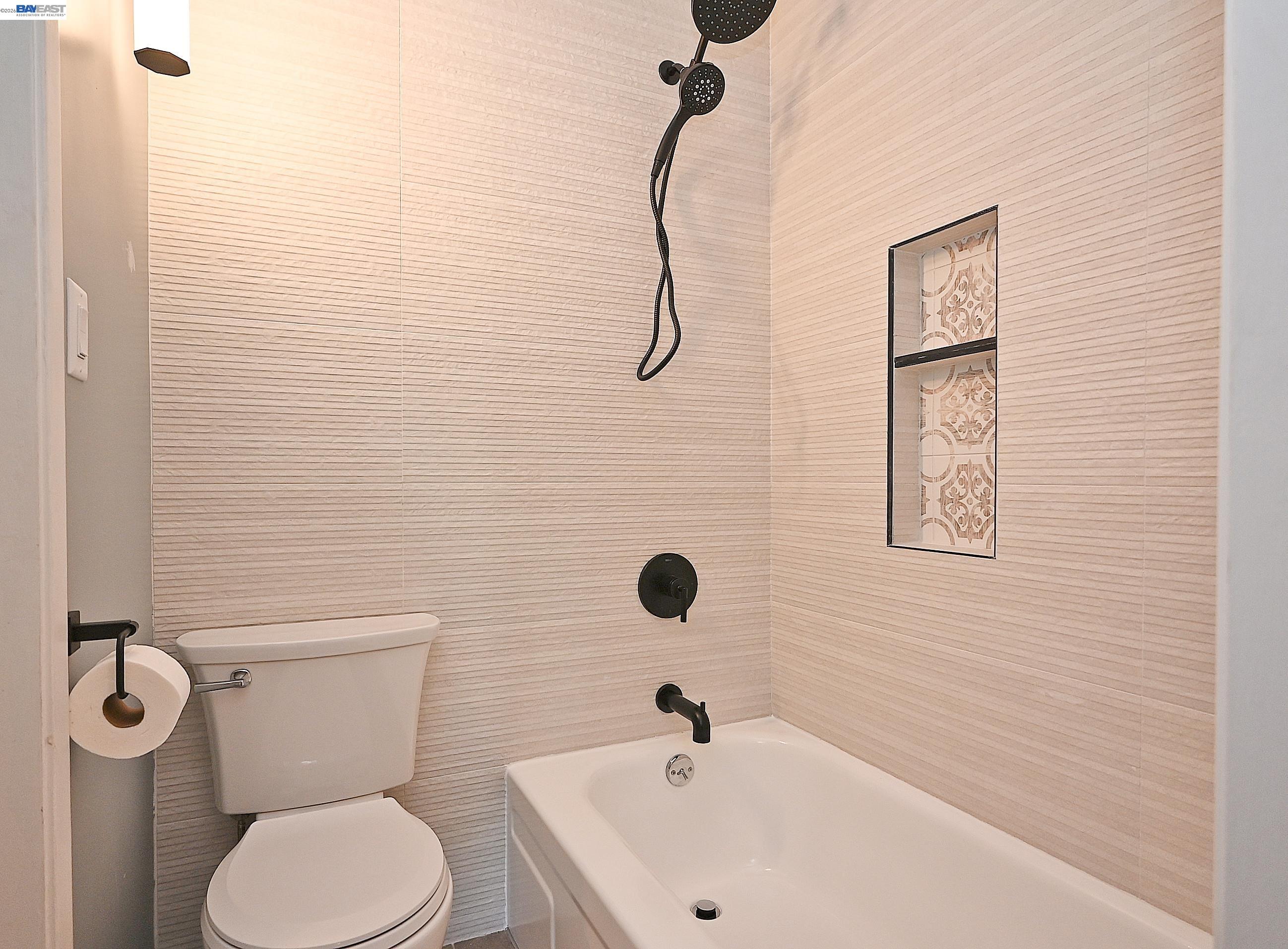 Photo #10: 41127487 Listing: Photo #10