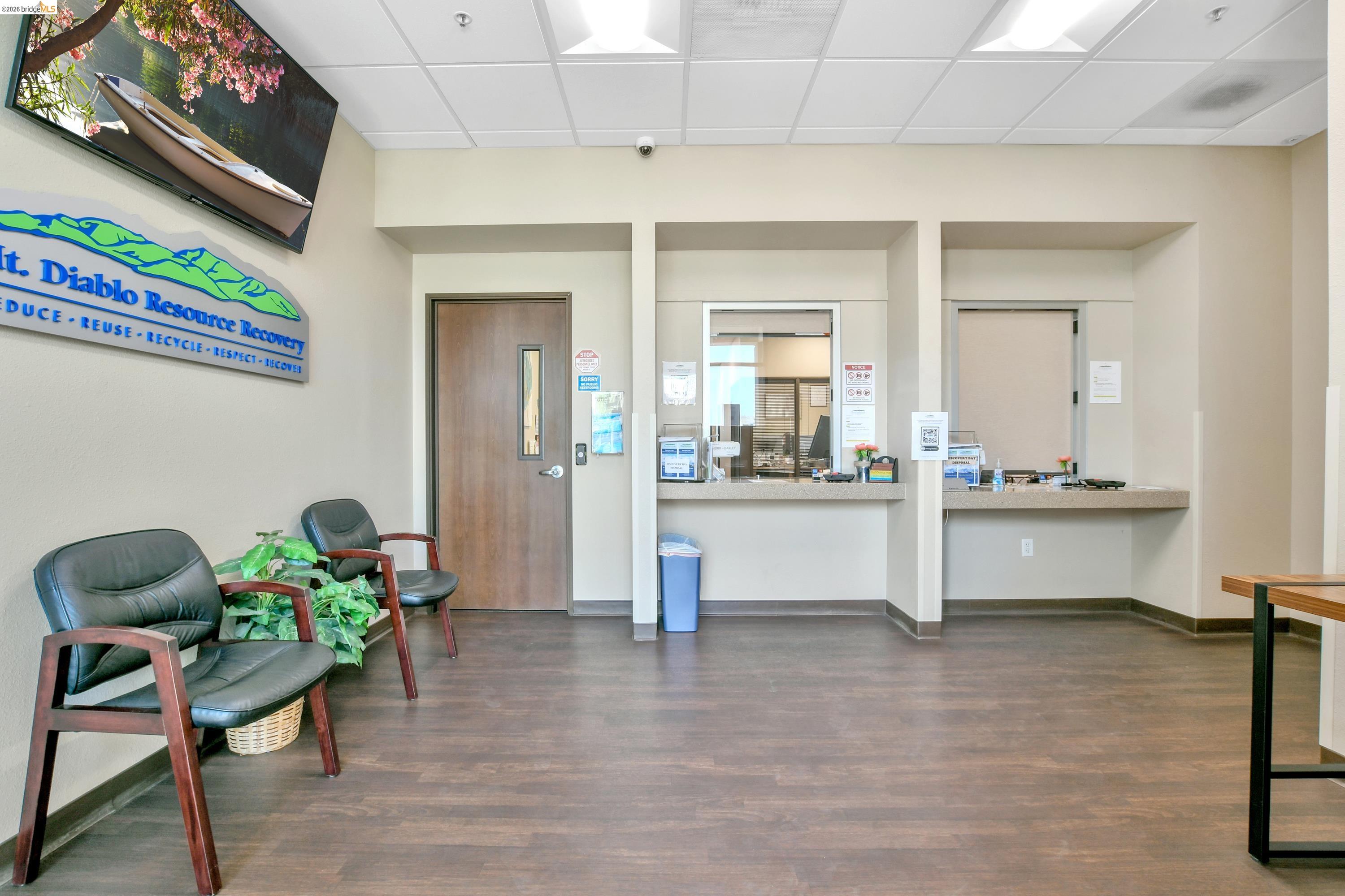 Detail Gallery Image 2 of 10 For 85 Carol Ln, Oakley,  CA 94561 - – Beds | – Baths