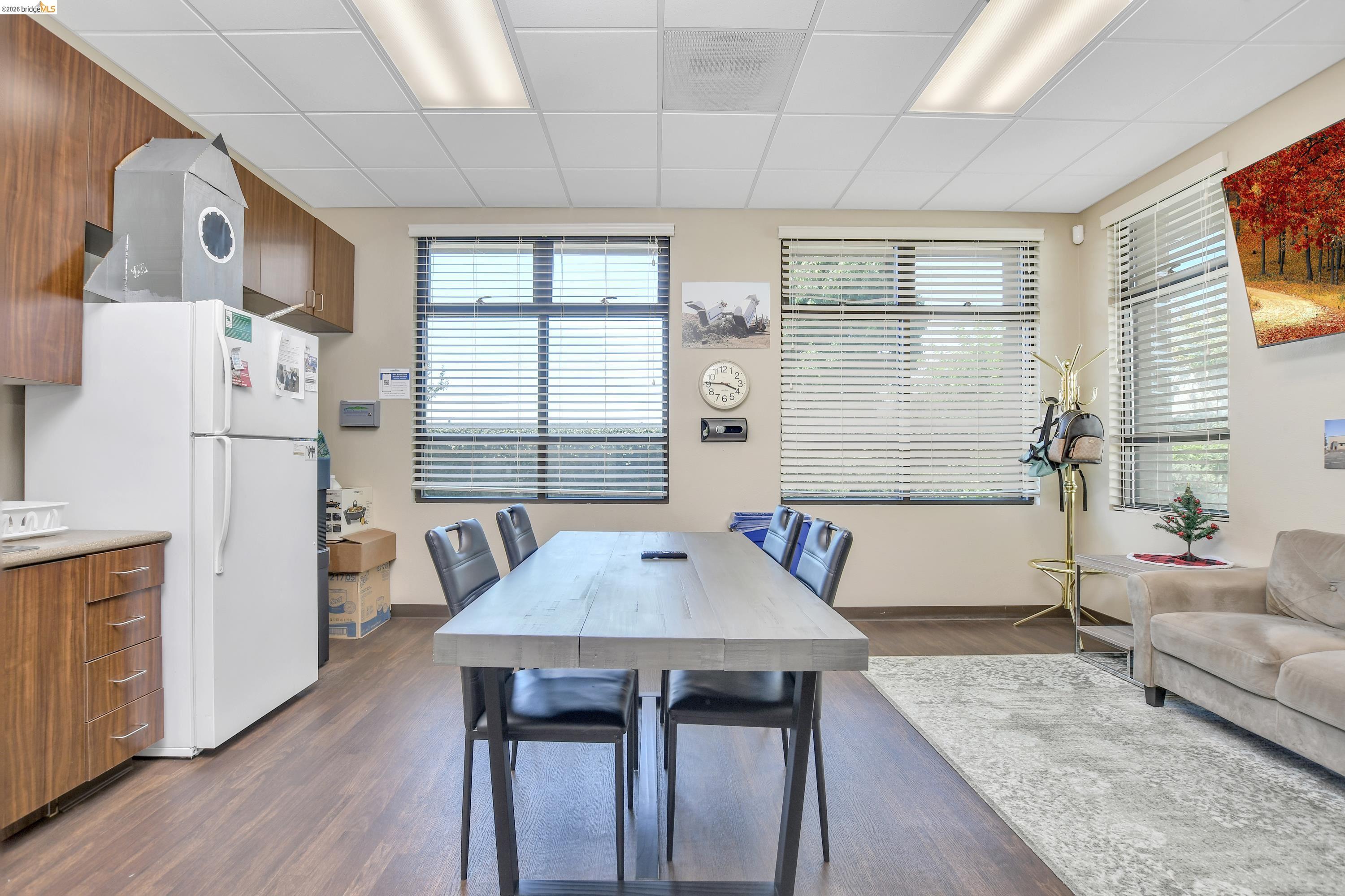 Detail Gallery Image 8 of 10 For 85 Carol Ln, Oakley,  CA 94561 - – Beds | – Baths