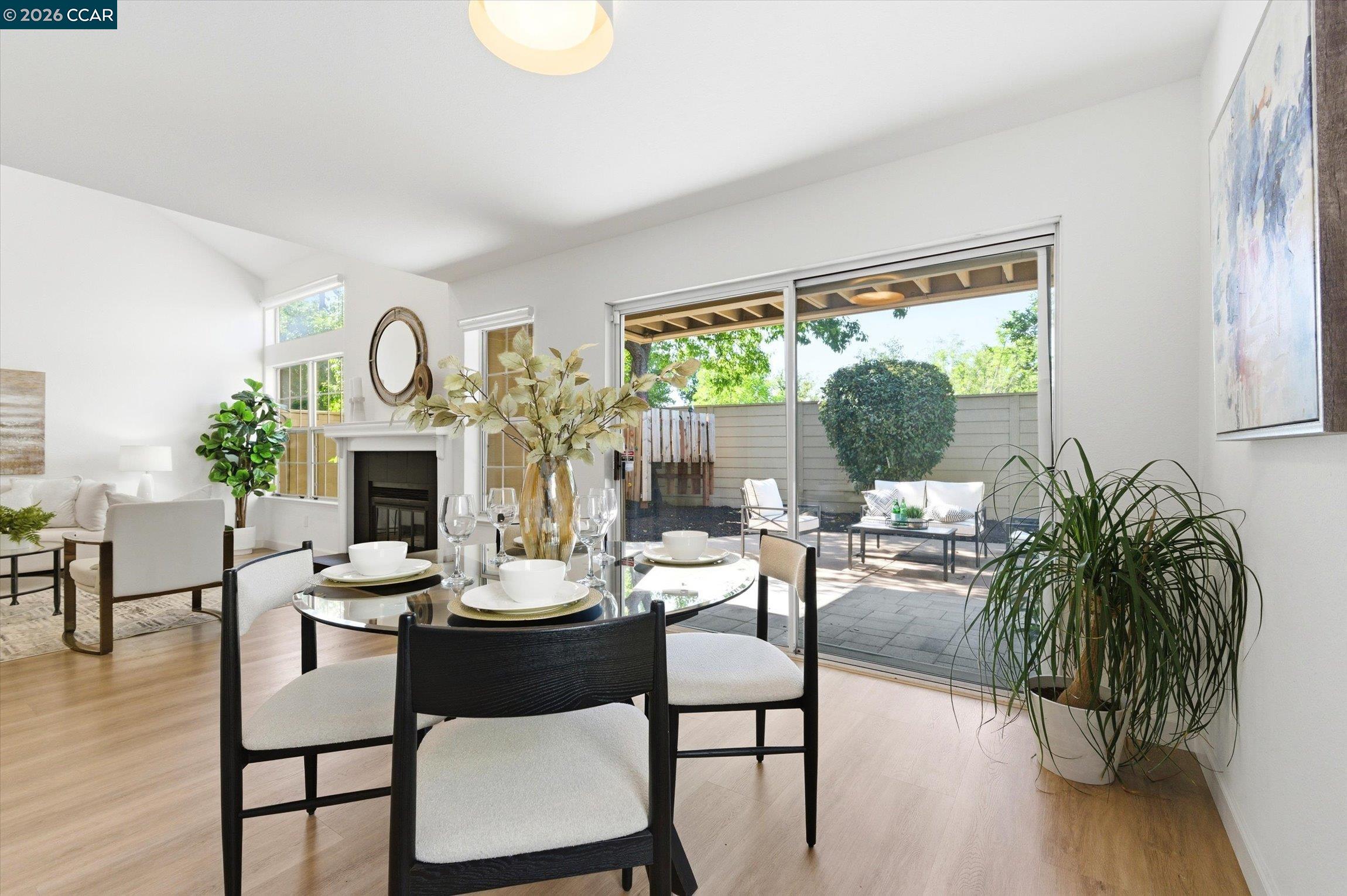 Photo #6: 41127489 Listing: Photo #6