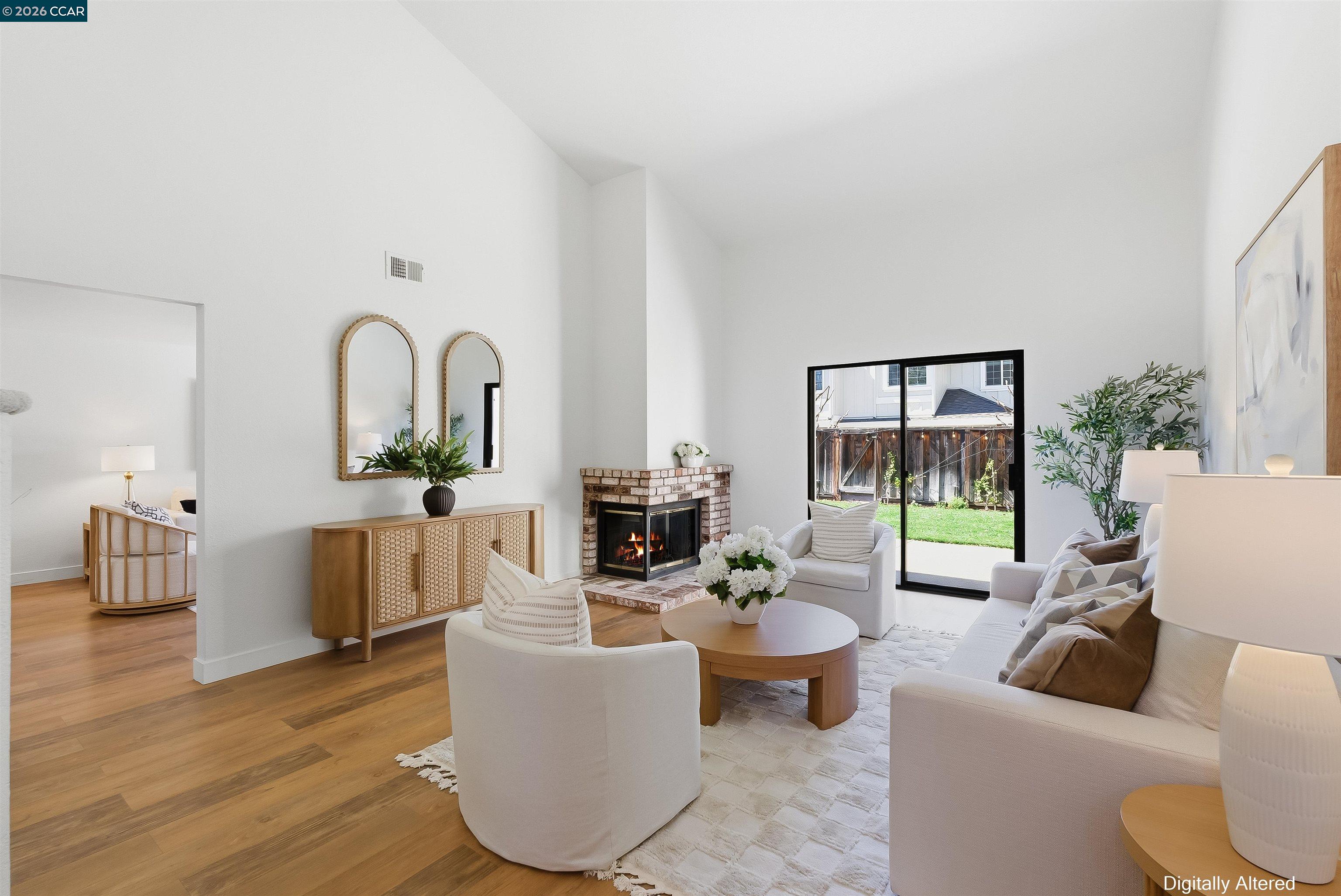 Photo #3: 41127490 Listing: Photo #3