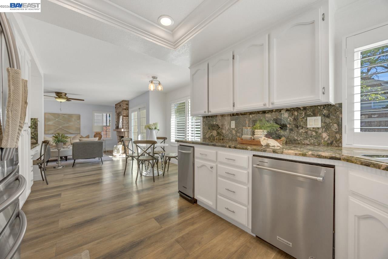 Detail Gallery Image 11 of 45 For 3019 Boardwalk St, Pleasanton,  CA 94588 - 4 Beds | 2/1 Baths