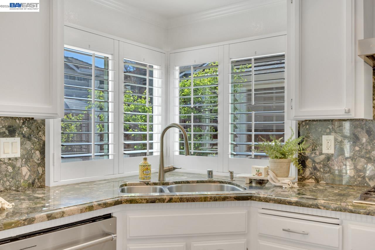 Detail Gallery Image 13 of 45 For 3019 Boardwalk St, Pleasanton,  CA 94588 - 4 Beds | 2/1 Baths