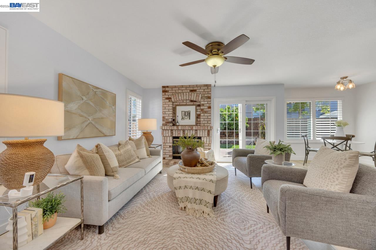 Detail Gallery Image 17 of 45 For 3019 Boardwalk St, Pleasanton,  CA 94588 - 4 Beds | 2/1 Baths