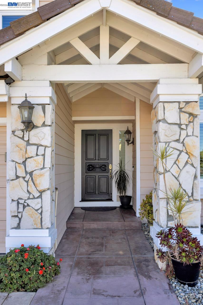 Detail Gallery Image 4 of 45 For 3019 Boardwalk St, Pleasanton,  CA 94588 - 4 Beds | 2/1 Baths