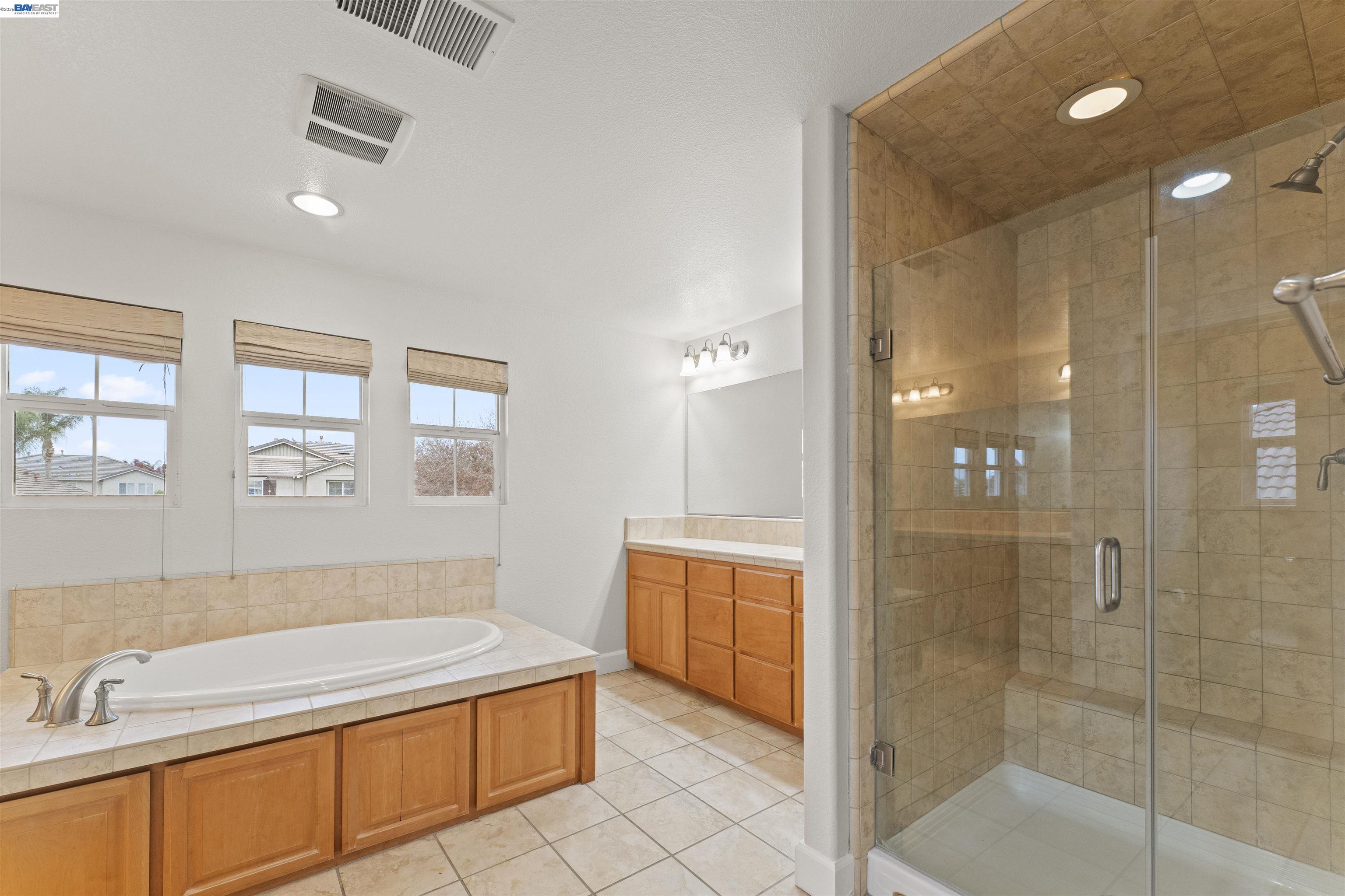 Detail Gallery Image 43 of 58 For 204 Daylily Ln, Patterson,  CA 95363 - 6 Beds | 3 Baths