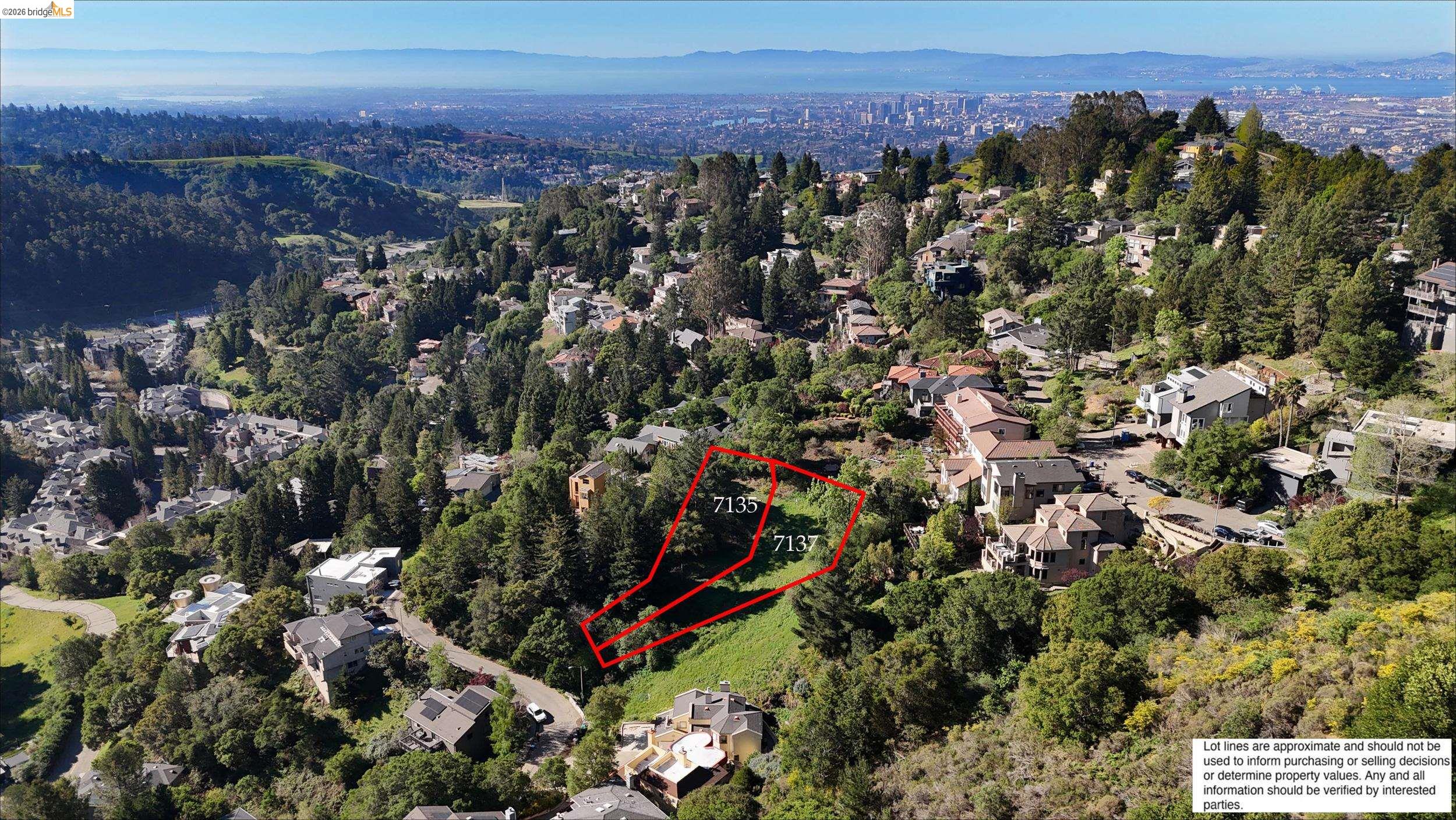 Detail Gallery Image 2 of 6 For 7137 Buckingham Blvd., Berkeley,  CA 94705 - – Beds | – Baths