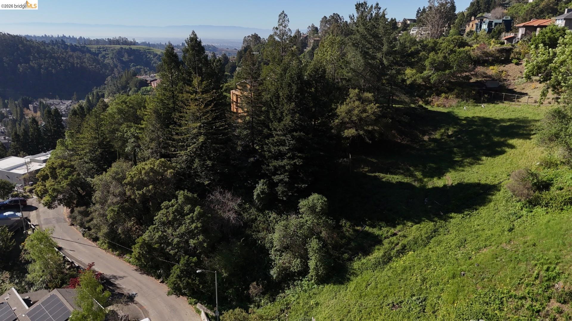 Detail Gallery Image 4 of 7 For 7135 Buckingham Blvd., Berkeley,  CA 94705 - – Beds | – Baths