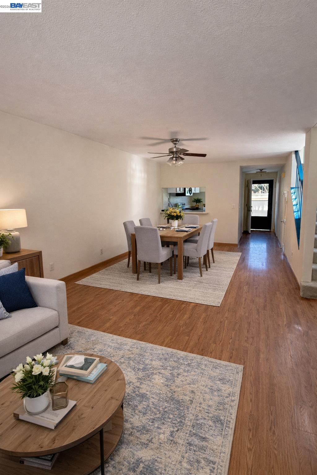 Detail Gallery Image 4 of 13 For 260 W Dunne Ave #34,  Morgan Hill,  CA 95037 - 2 Beds | 1/1 Baths