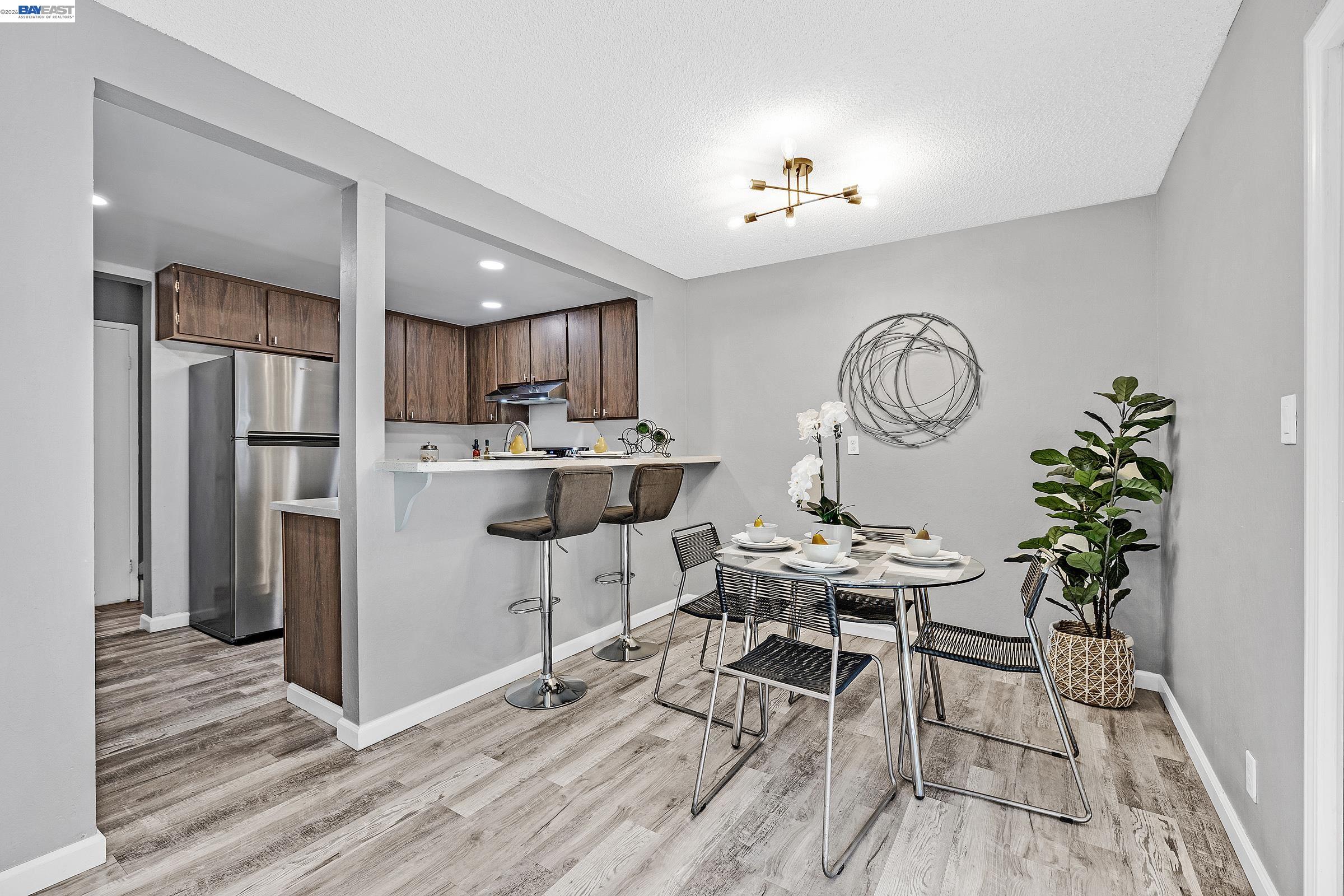 Photo #5: 41127502 Listing: Photo #5