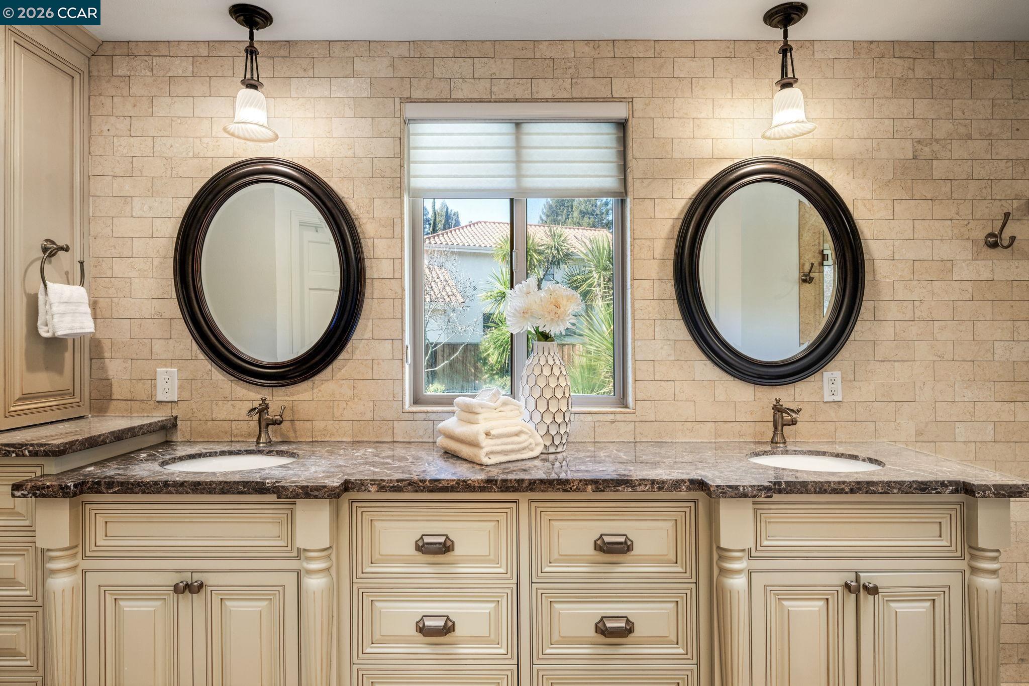 Detail Gallery Image 35 of 60 For 551 Blackhawk Club Dr, Danville,  CA 94506 - 5 Beds | 4 Baths