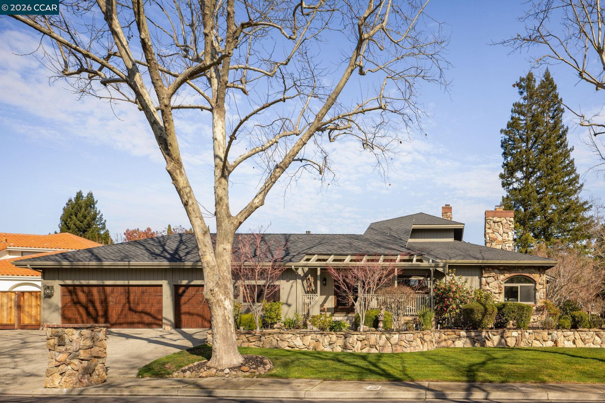 Detail Gallery Image 5 of 60 For 551 Blackhawk Club Dr, Danville,  CA 94506 - 5 Beds | 4 Baths