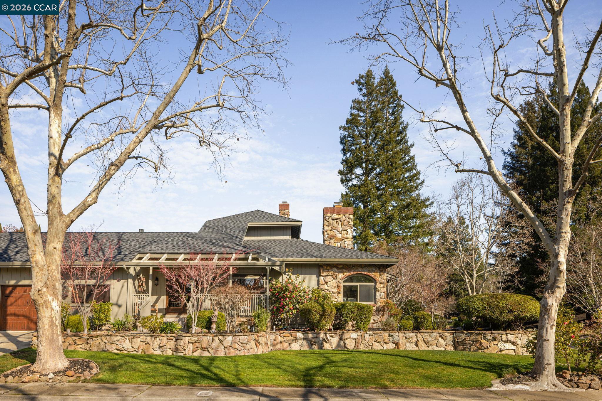 Detail Gallery Image 6 of 60 For 551 Blackhawk Club Dr, Danville,  CA 94506 - 5 Beds | 4 Baths