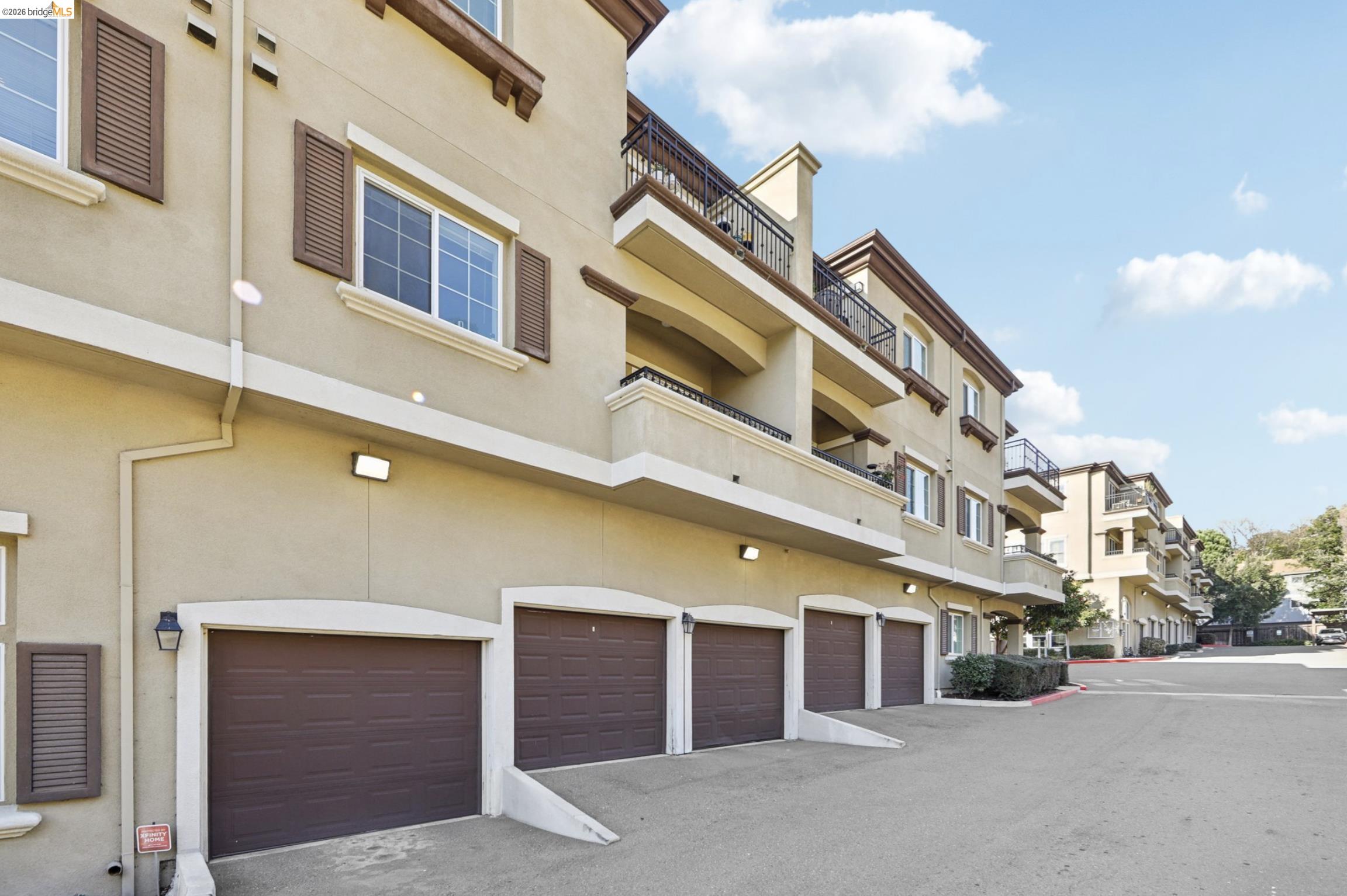 Photo #5: 41127504 Listing: Photo #5