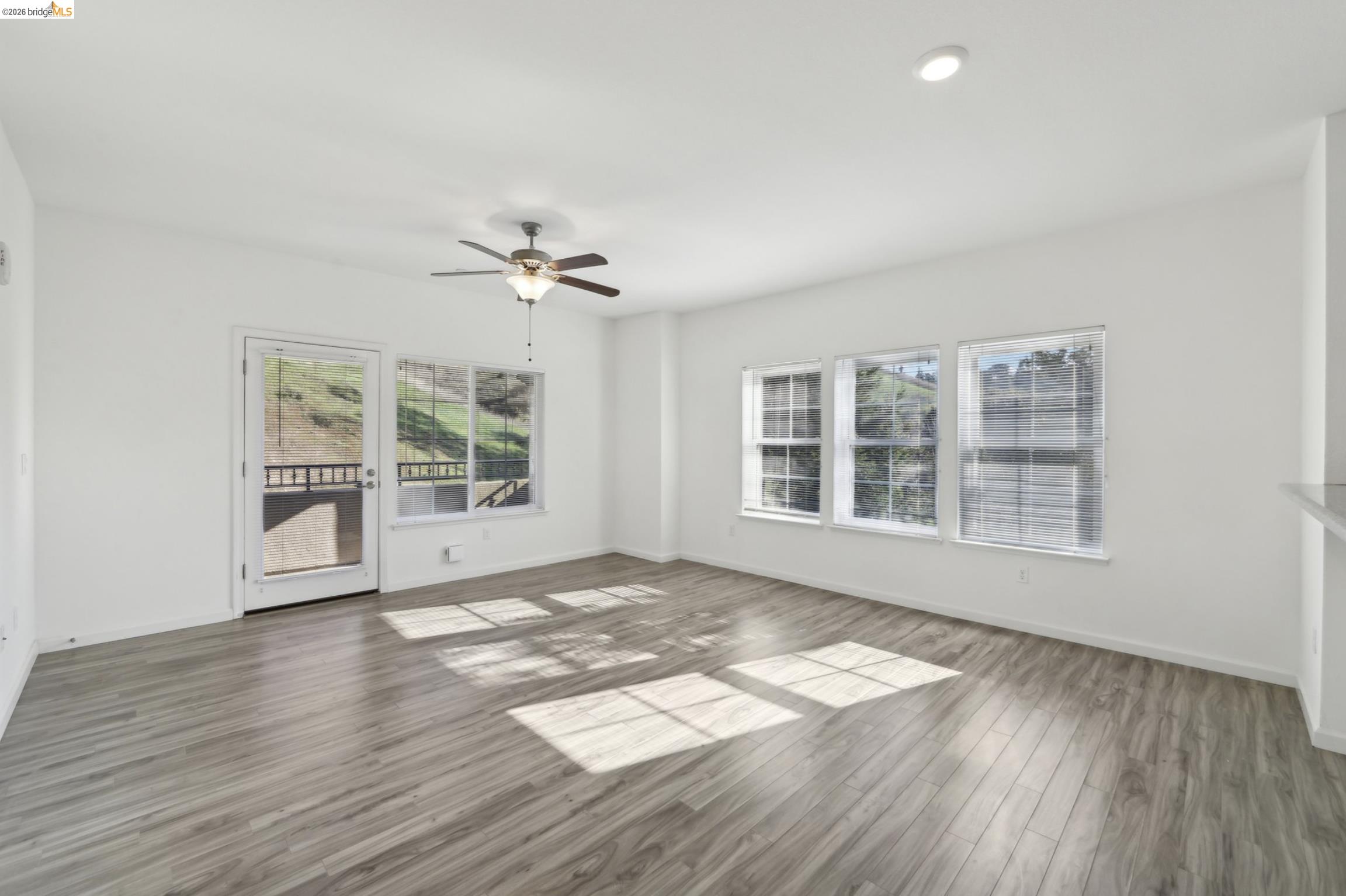 Photo #10: 41127504 Listing: Photo #10