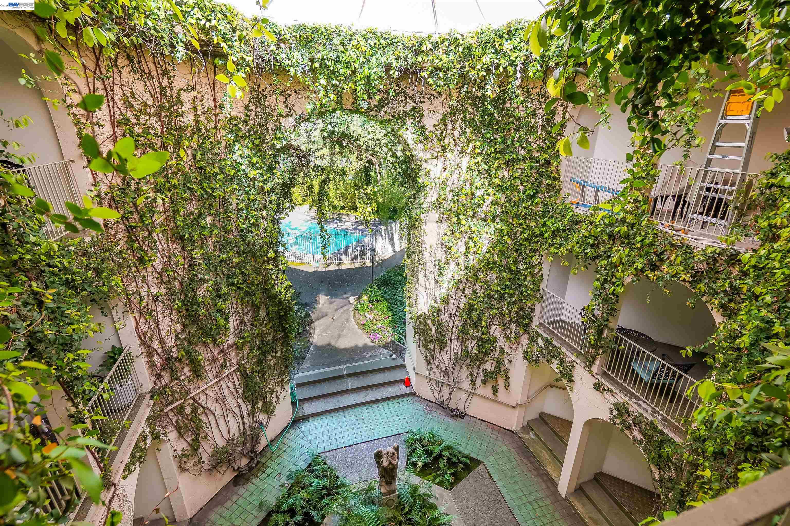 Detail Gallery Image 30 of 30 For 1305 1305 Boulevard Way #306,  Walnut Creek,  CA 94595 - 2 Beds | 2 Baths