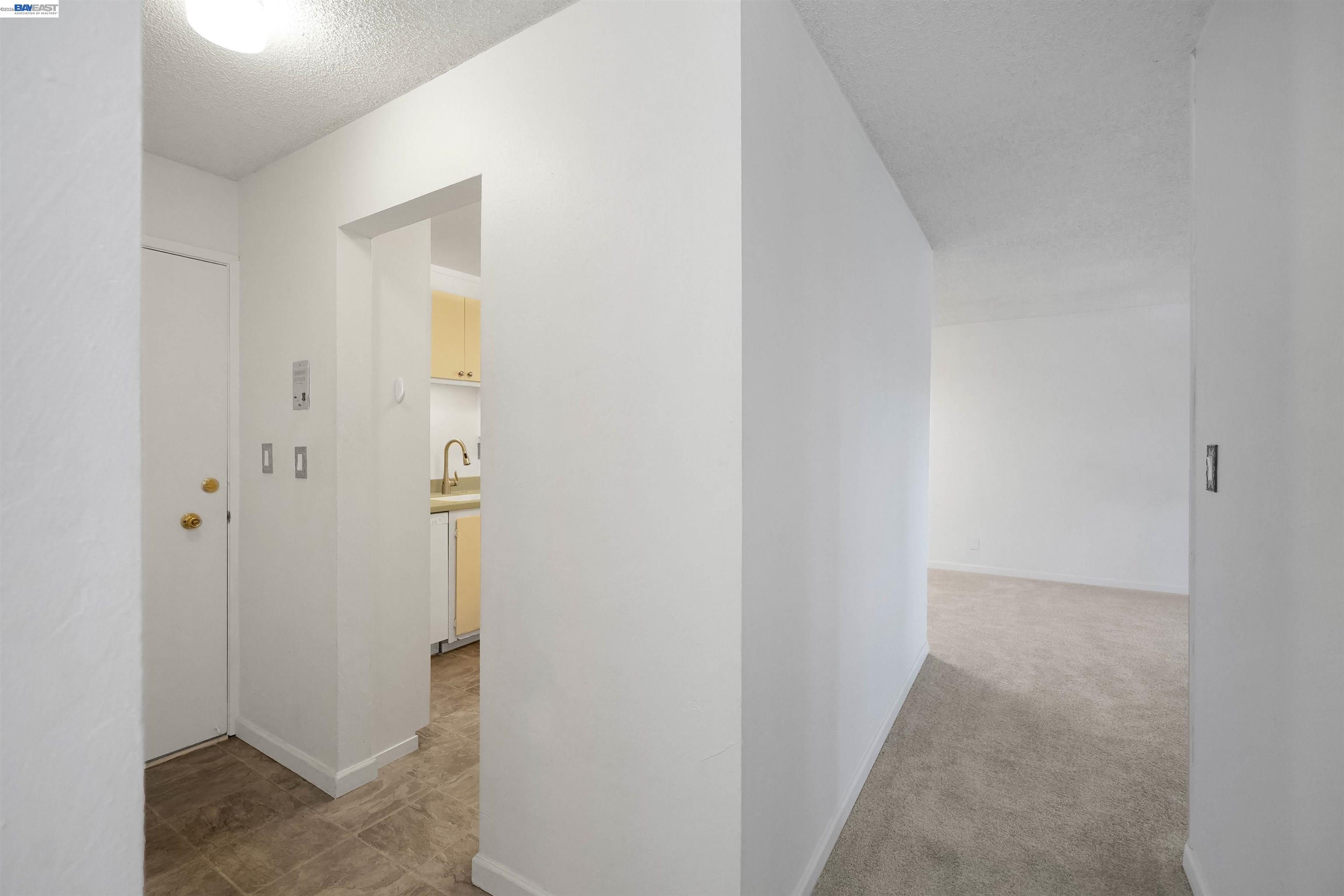 Detail Gallery Image 6 of 30 For 1305 1305 Boulevard Way #306,  Walnut Creek,  CA 94595 - 2 Beds | 2 Baths