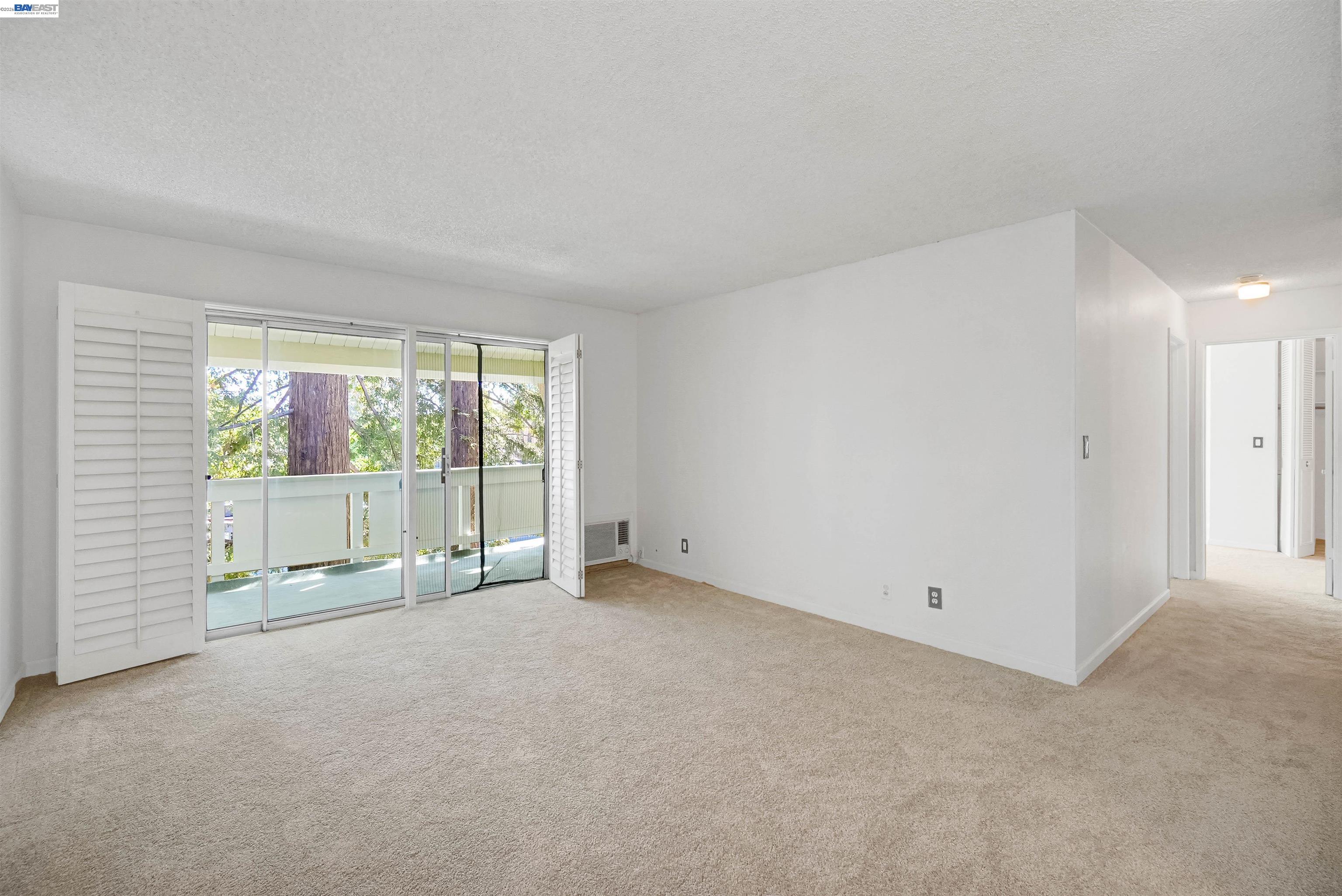 Detail Gallery Image 10 of 30 For 1305 1305 Boulevard Way #306,  Walnut Creek,  CA 94595 - 2 Beds | 2 Baths
