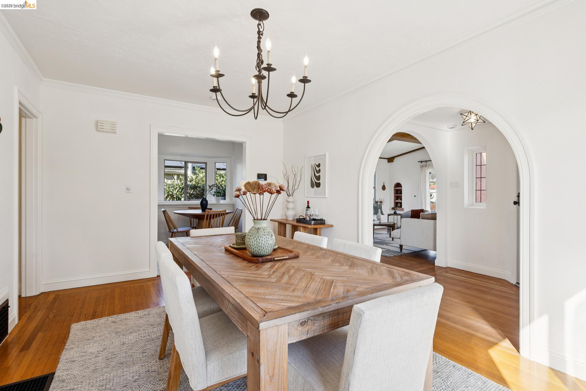 Detail Gallery Image 12 of 57 For 1136 Marin Ave, Albany,  CA 94706 - 3 Beds | 2 Baths