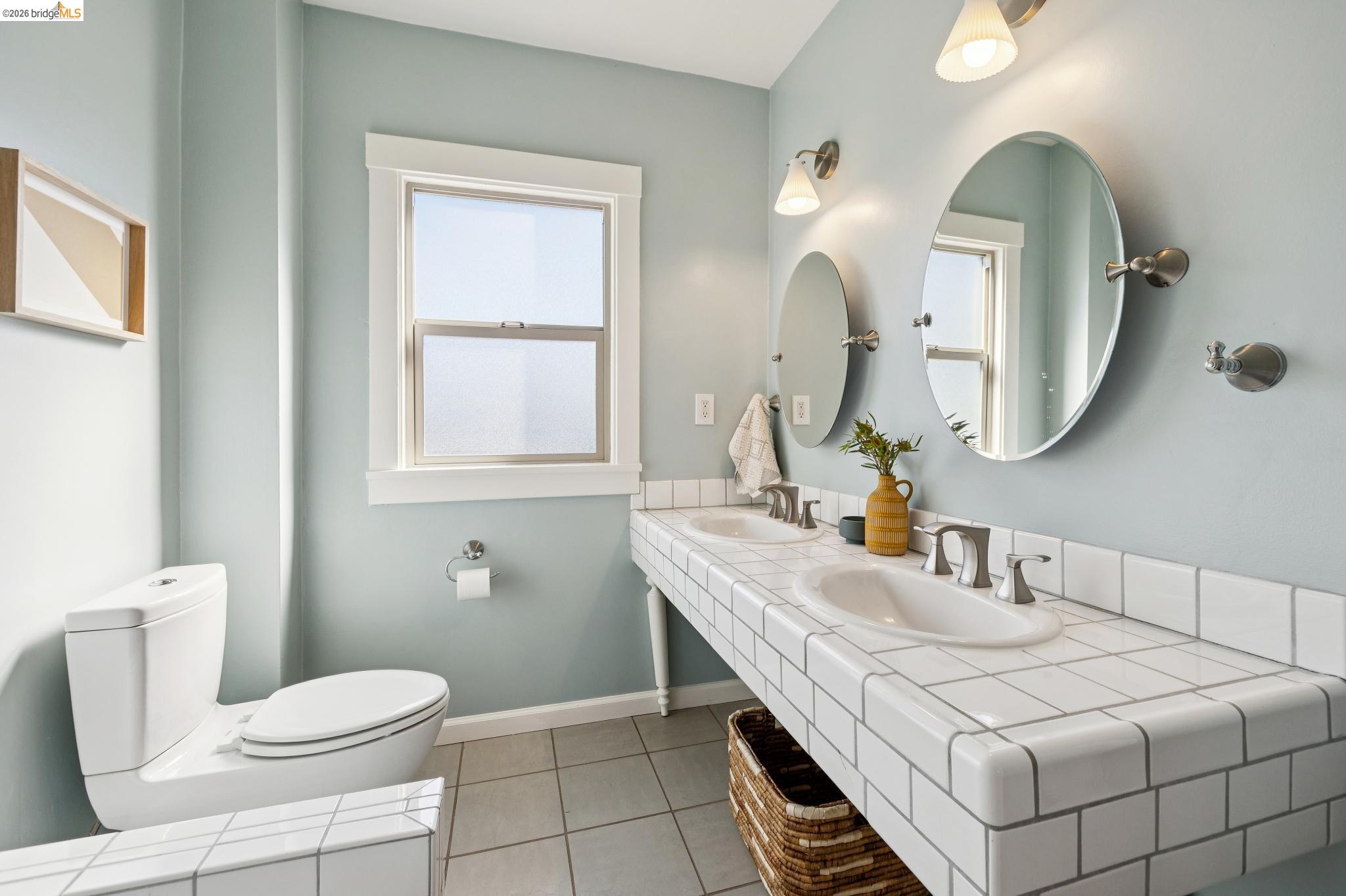 Detail Gallery Image 32 of 57 For 1136 Marin Ave, Albany,  CA 94706 - 3 Beds | 2 Baths