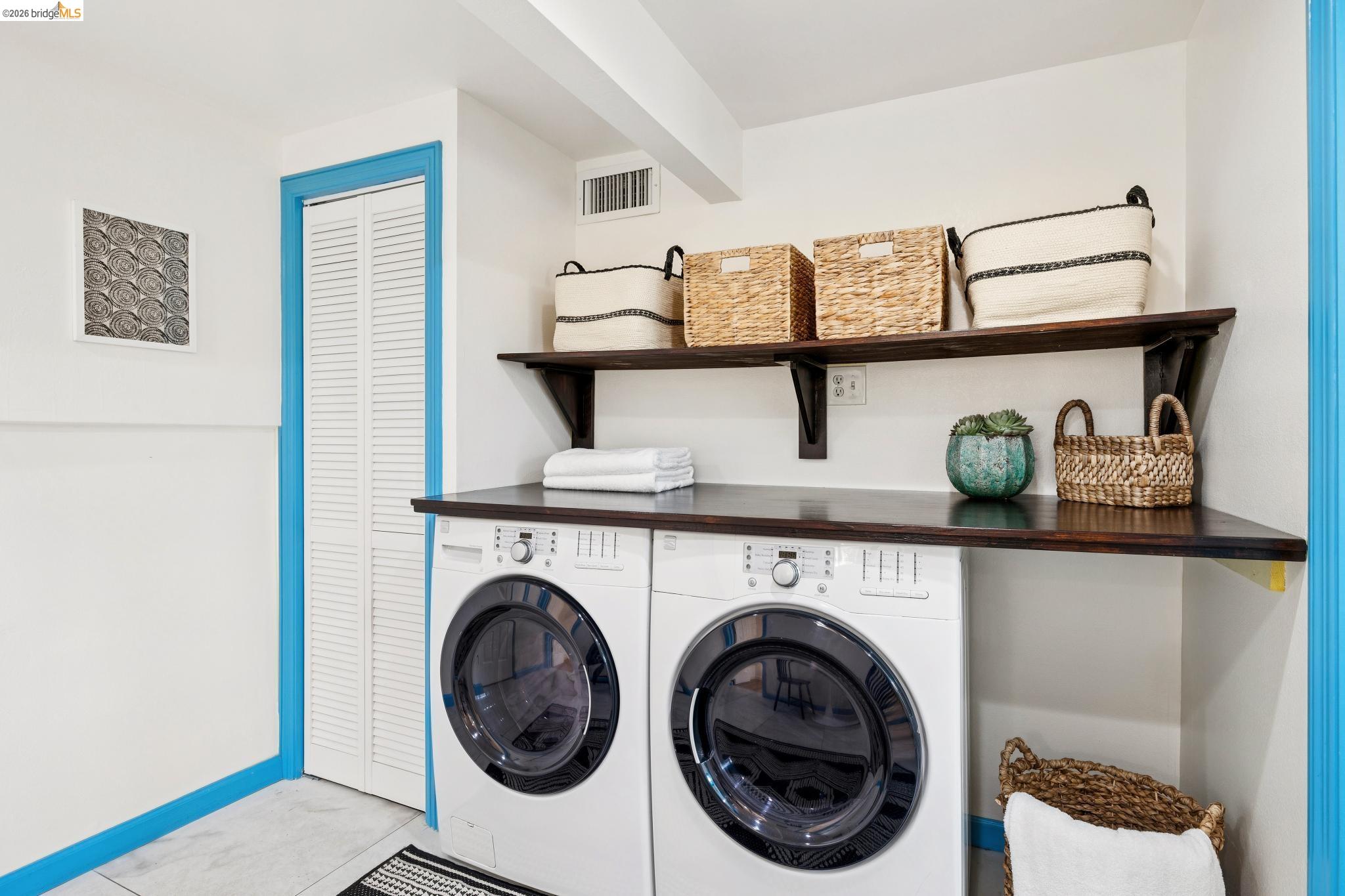 Detail Gallery Image 39 of 57 For 1136 Marin Ave, Albany,  CA 94706 - 3 Beds | 2 Baths