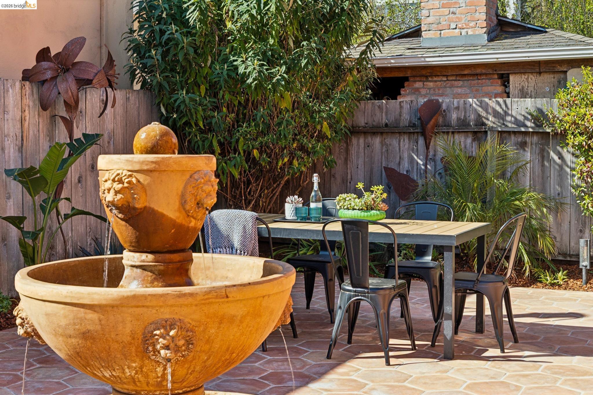 Detail Gallery Image 50 of 57 For 1136 Marin Ave, Albany,  CA 94706 - 3 Beds | 2 Baths