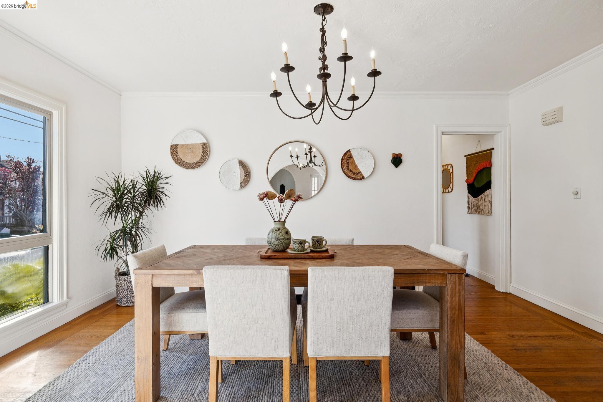 Detail Gallery Image 10 of 57 For 1136 Marin Ave, Albany,  CA 94706 - 3 Beds | 2 Baths