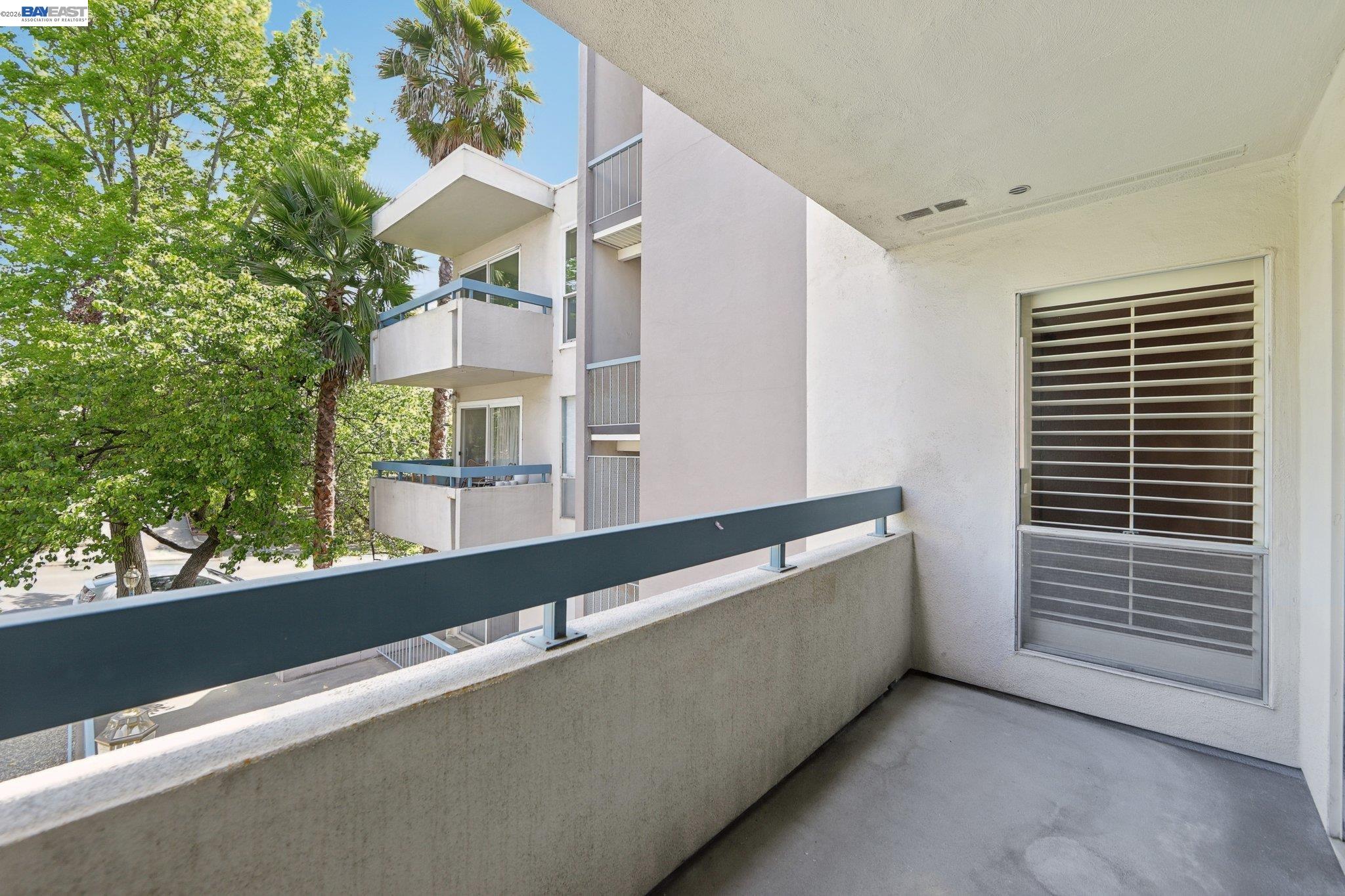 Detail Gallery Image 24 of 48 For 385 Jayne Avenue #205,  Oakland,  CA 94610 - 1 Beds | 1 Baths