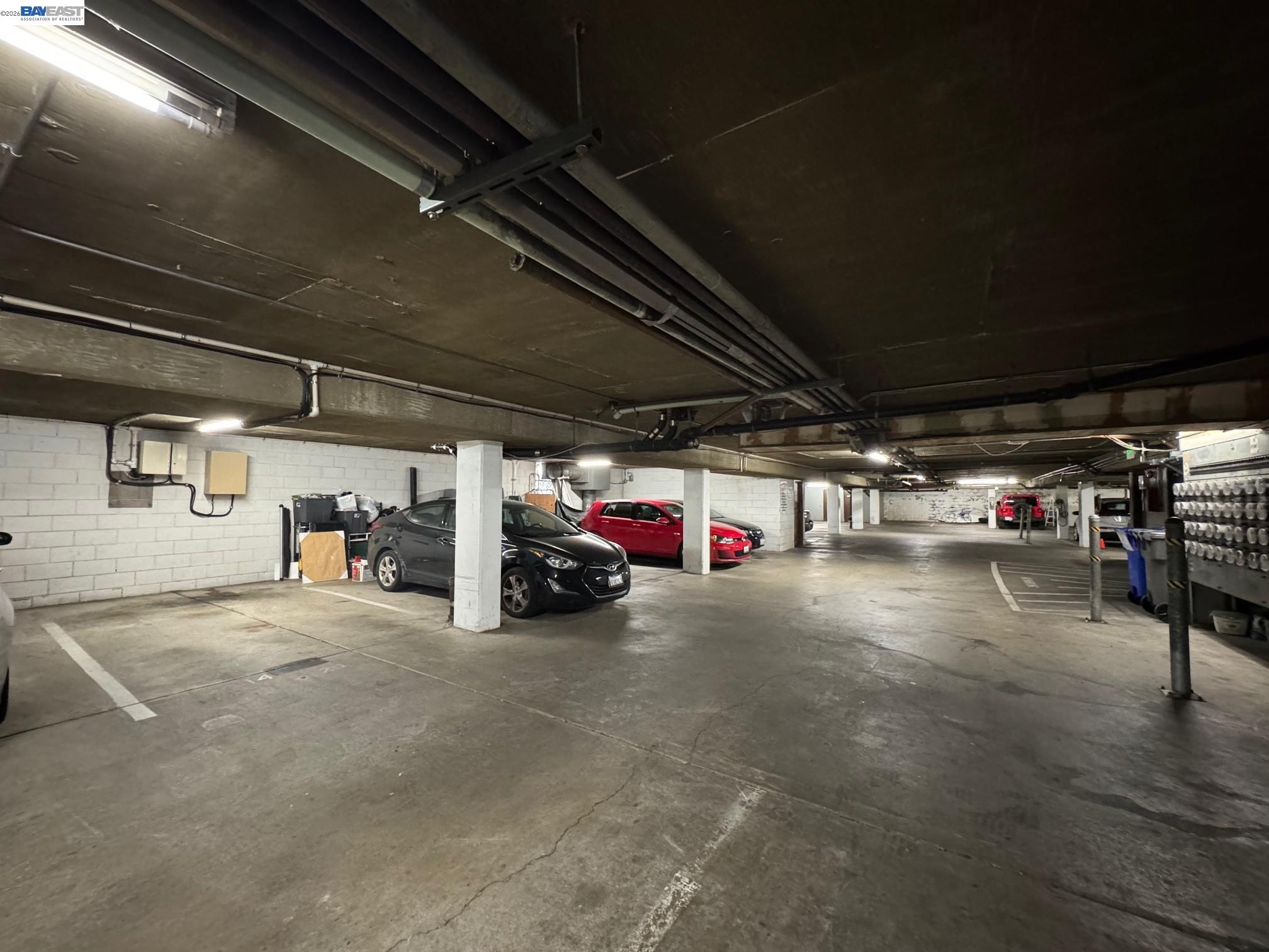 Detail Gallery Image 31 of 48 For 385 Jayne Avenue #205,  Oakland,  CA 94610 - 1 Beds | 1 Baths