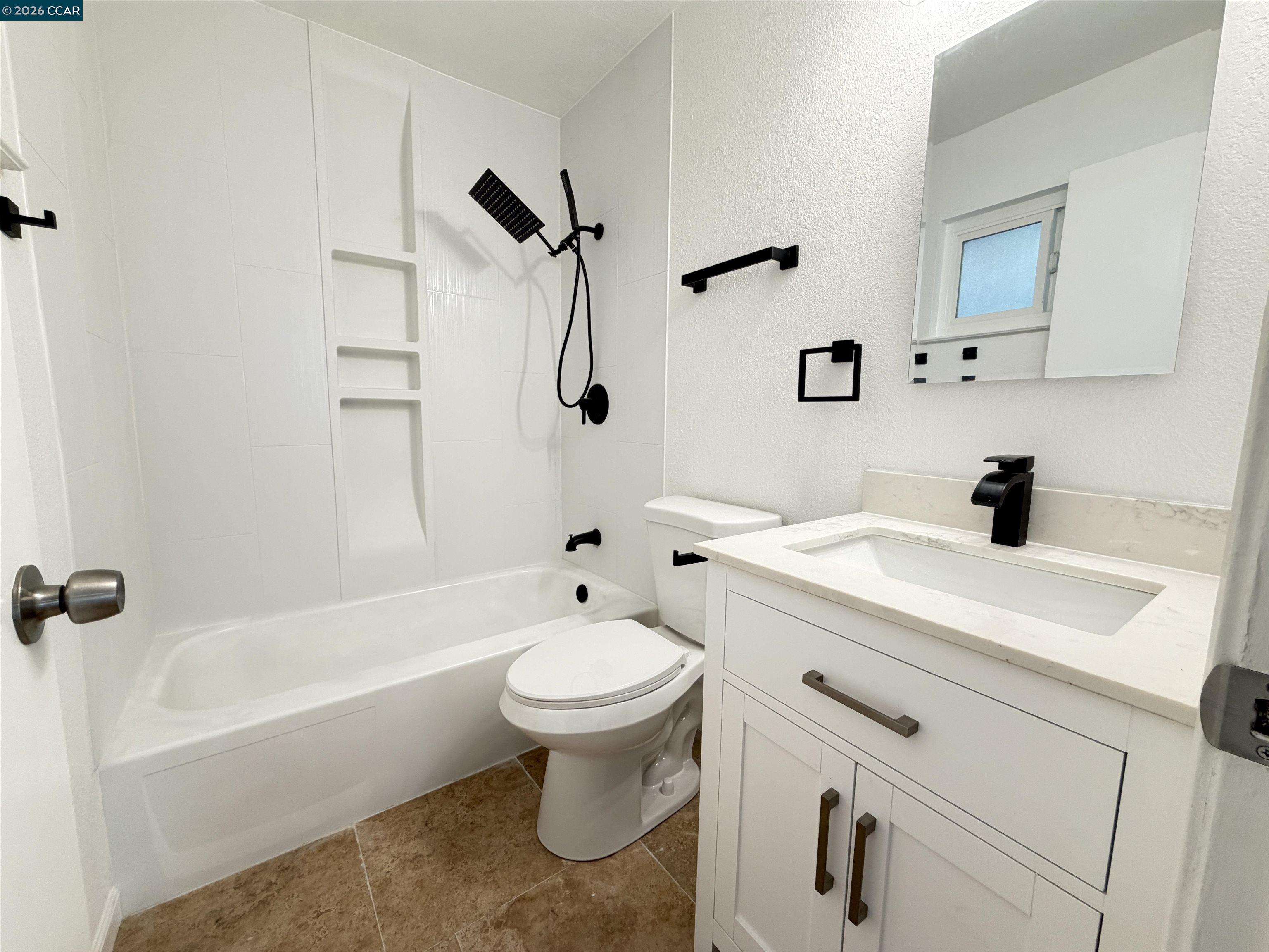 Detail Gallery Image 23 of 42 For 10 Moss Ave #15,  Oakland,  CA 94610 - 1 Beds | 1 Baths