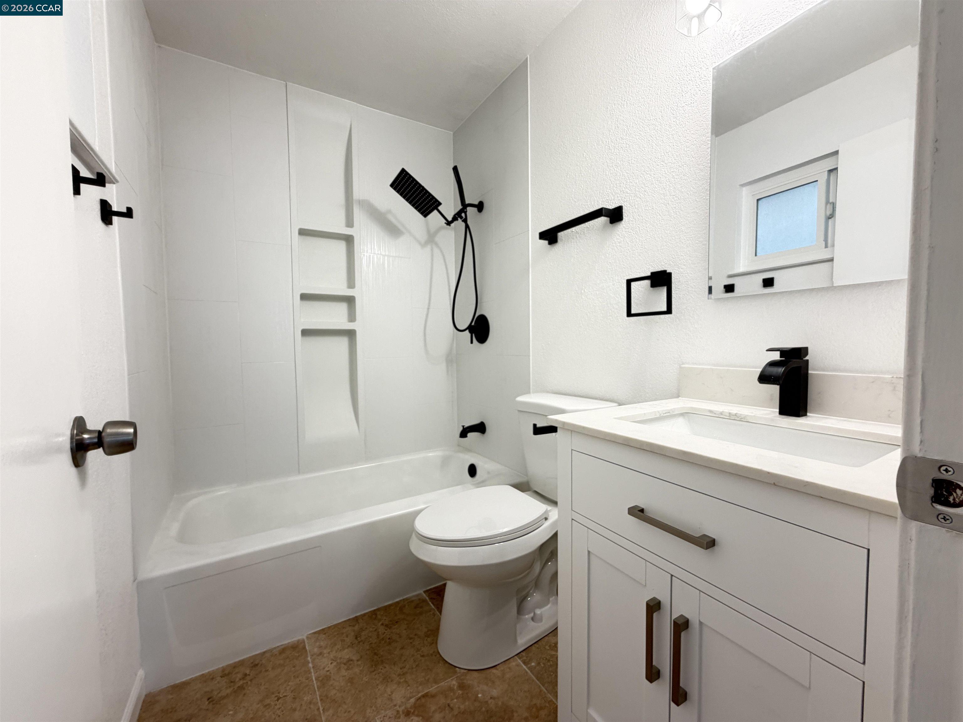 Detail Gallery Image 26 of 42 For 10 Moss Ave #15,  Oakland,  CA 94610 - 1 Beds | 1 Baths