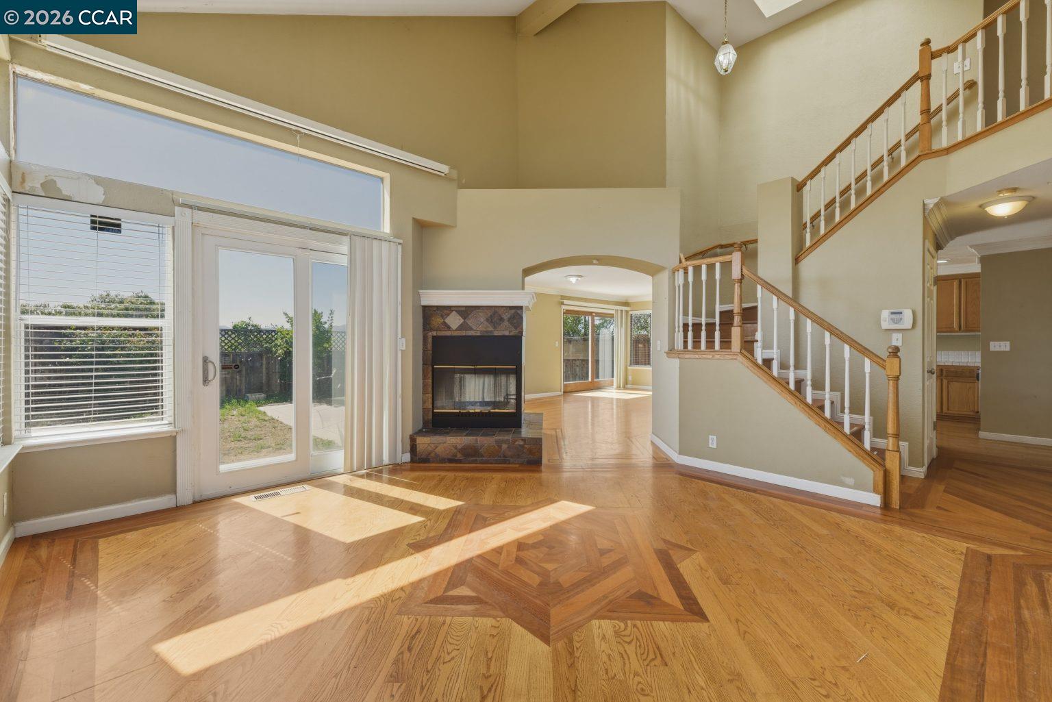 Detail Gallery Image 5 of 53 For 4172 Amargosa Dr, Antioch,  CA 94531 - 3 Beds | 2/1 Baths