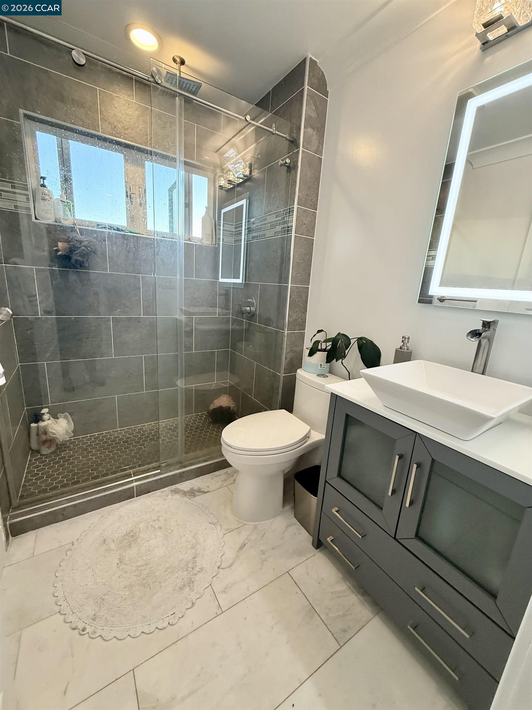 Detail Gallery Image 15 of 23 For 3318 Ellesmere Court, Walnut Creek,  CA 94598-3507 - 4 Beds | 4/1 Baths