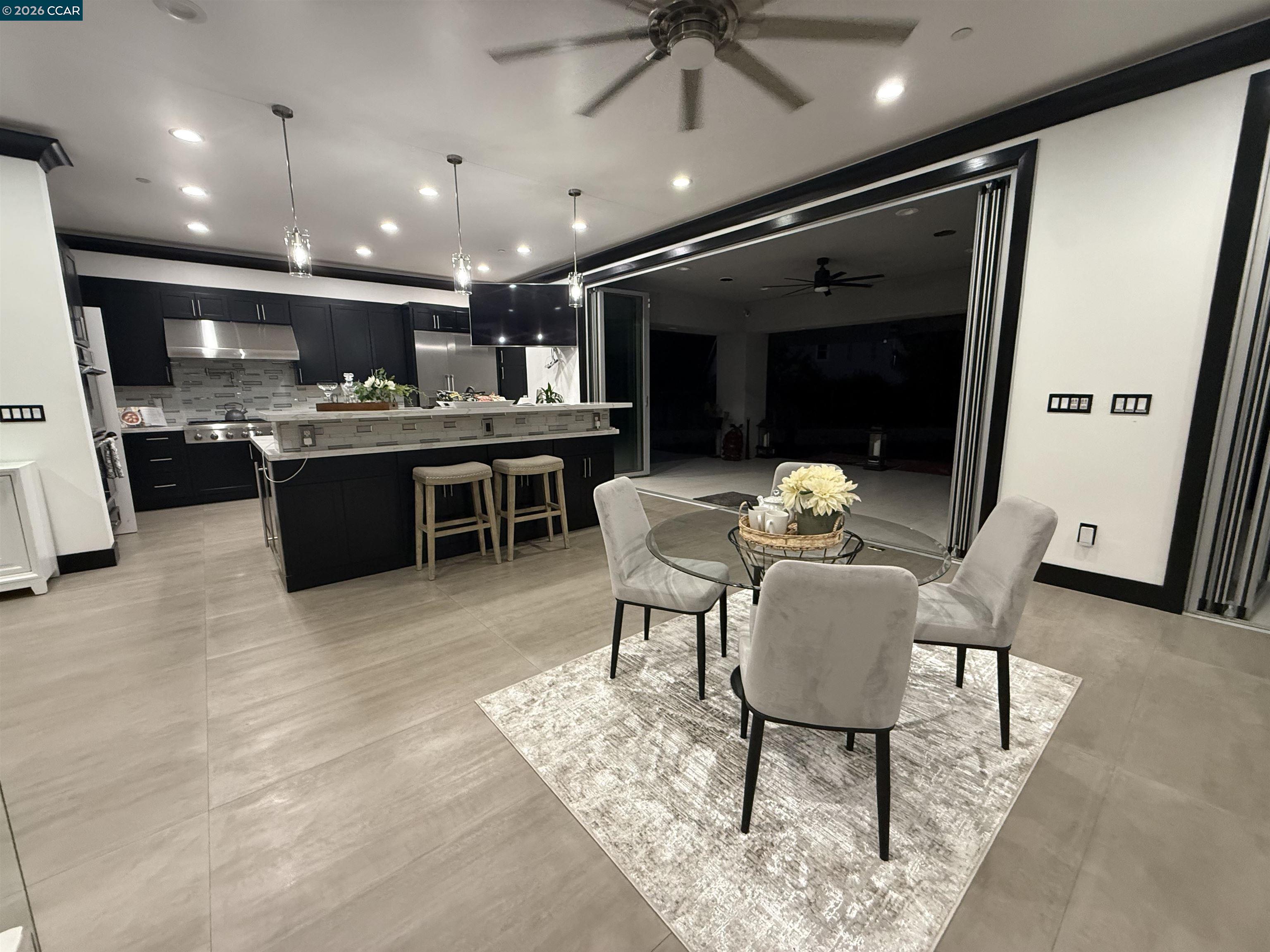 Detail Gallery Image 6 of 23 For 3318 Ellesmere Court, Walnut Creek,  CA 94598-3507 - 4 Beds | 4/1 Baths