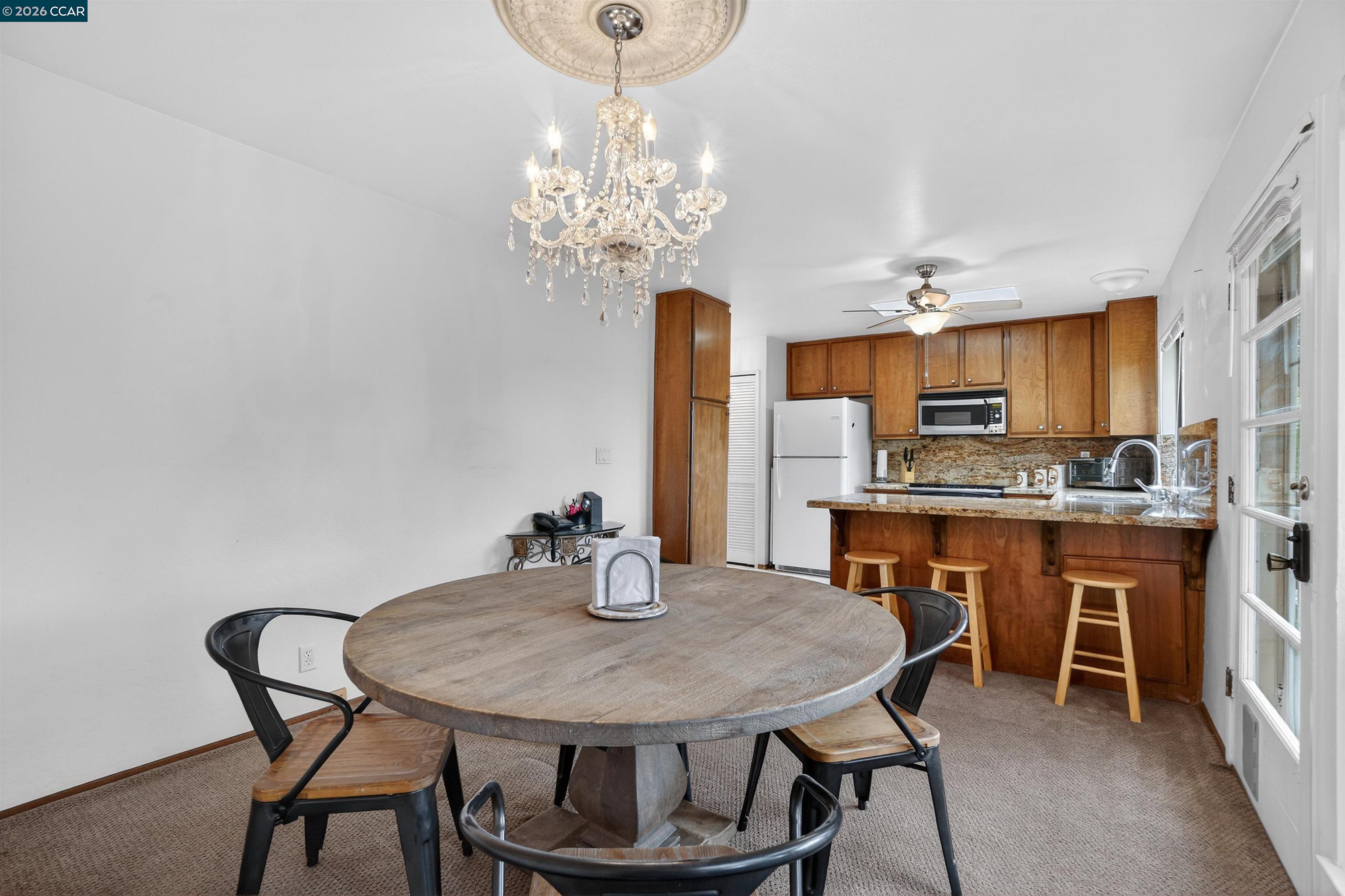 Photo #12: 41127517 Listing: Photo #12