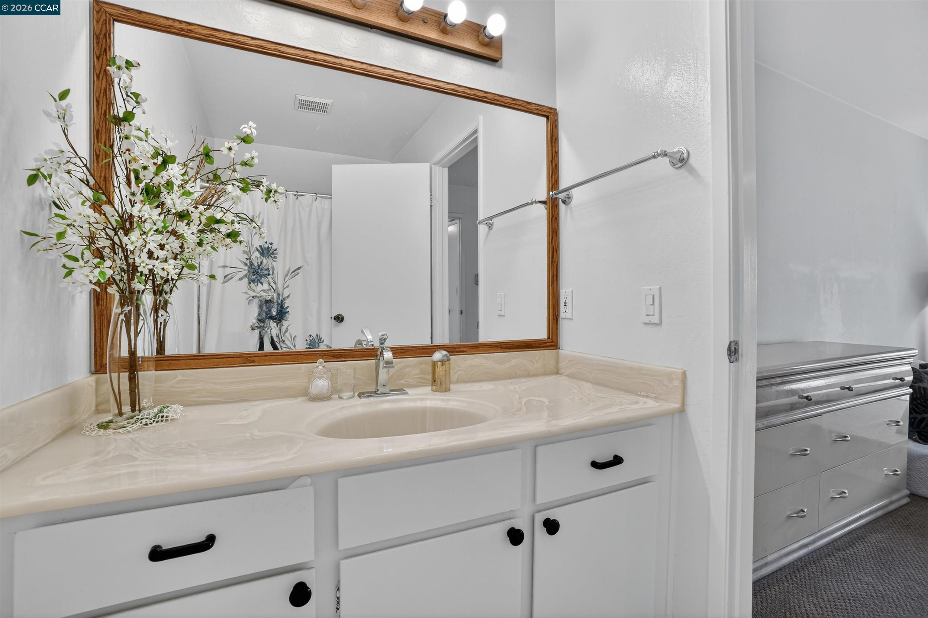 Photo #30: 41127517 Listing: Photo #30