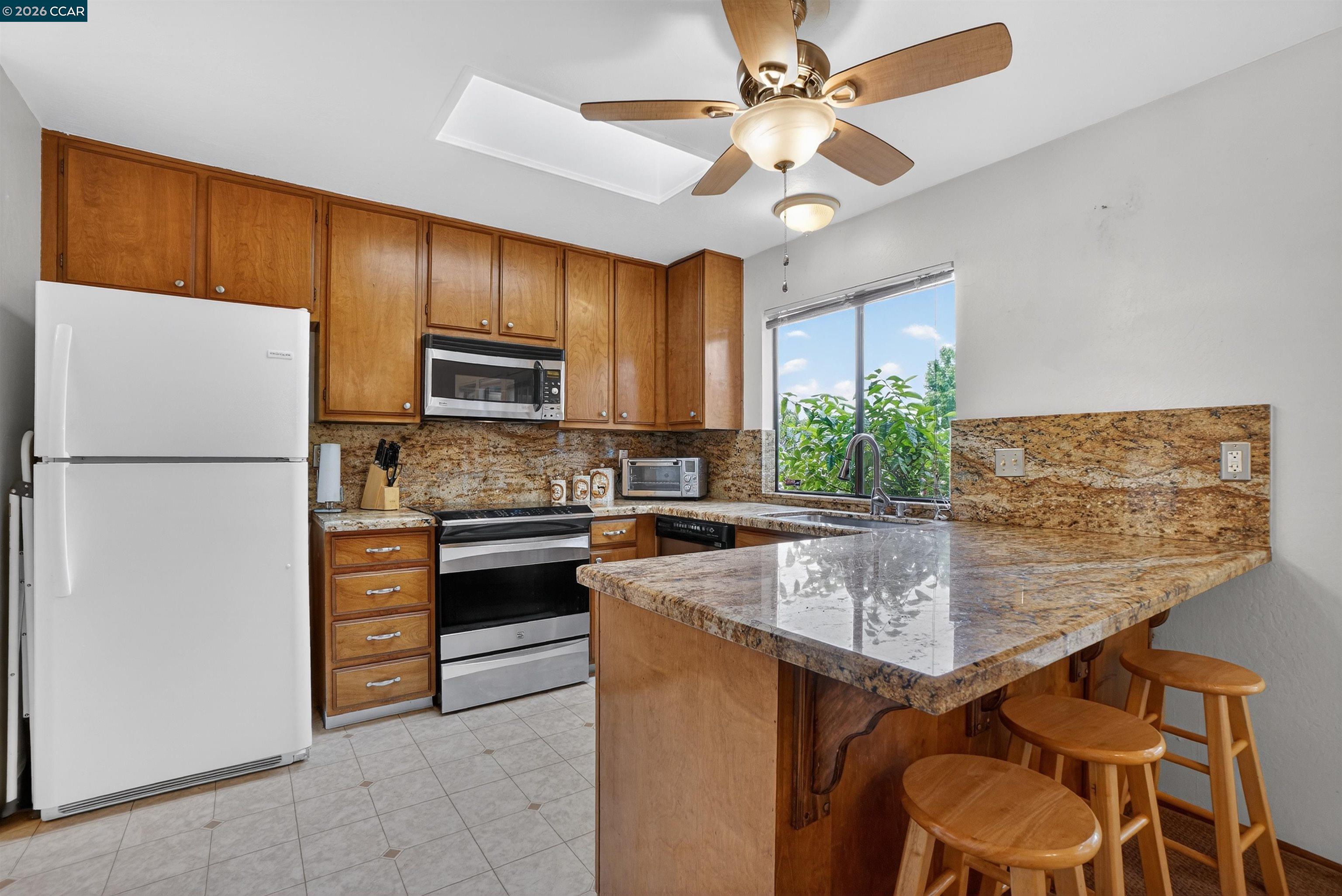 Photo #8: 41127517 Listing: Photo #8