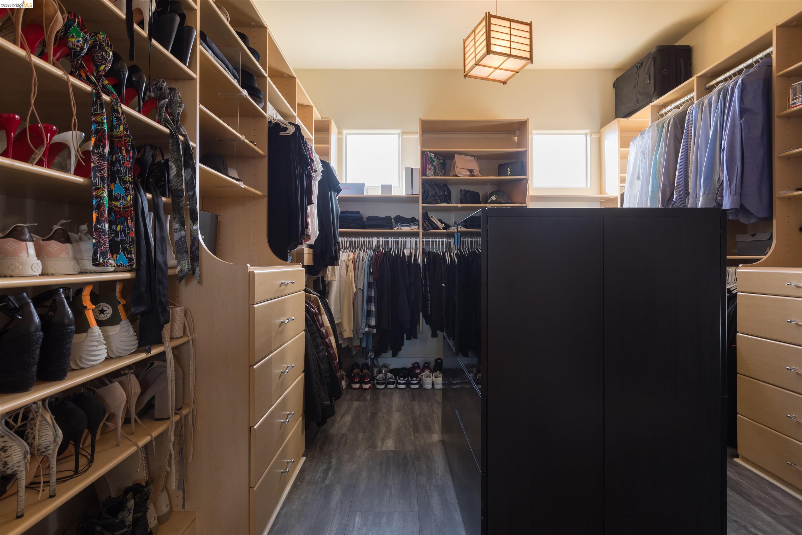 Detail Gallery Image 30 of 53 For 13367 Campus Dr., Oakland,  CA 94619 - 5 Beds | 4/1 Baths