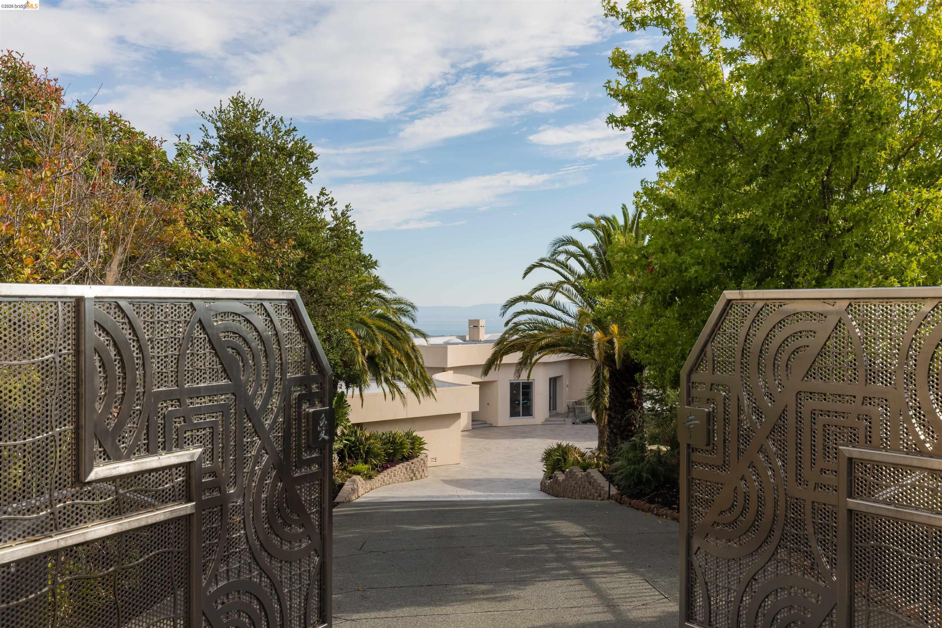 13367 Campus Dr., Oakland CA 94619 — photo 53