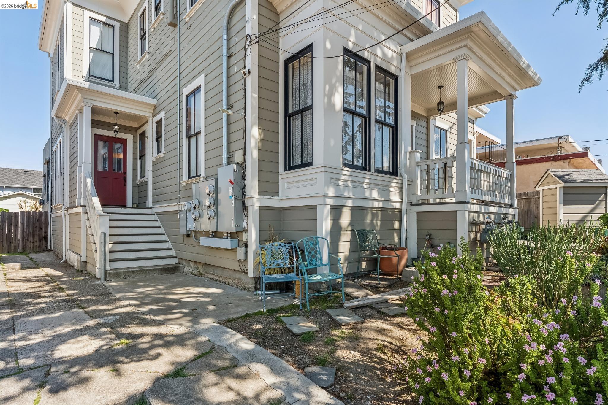 Photo #2: 41127521 Listing: Photo #2