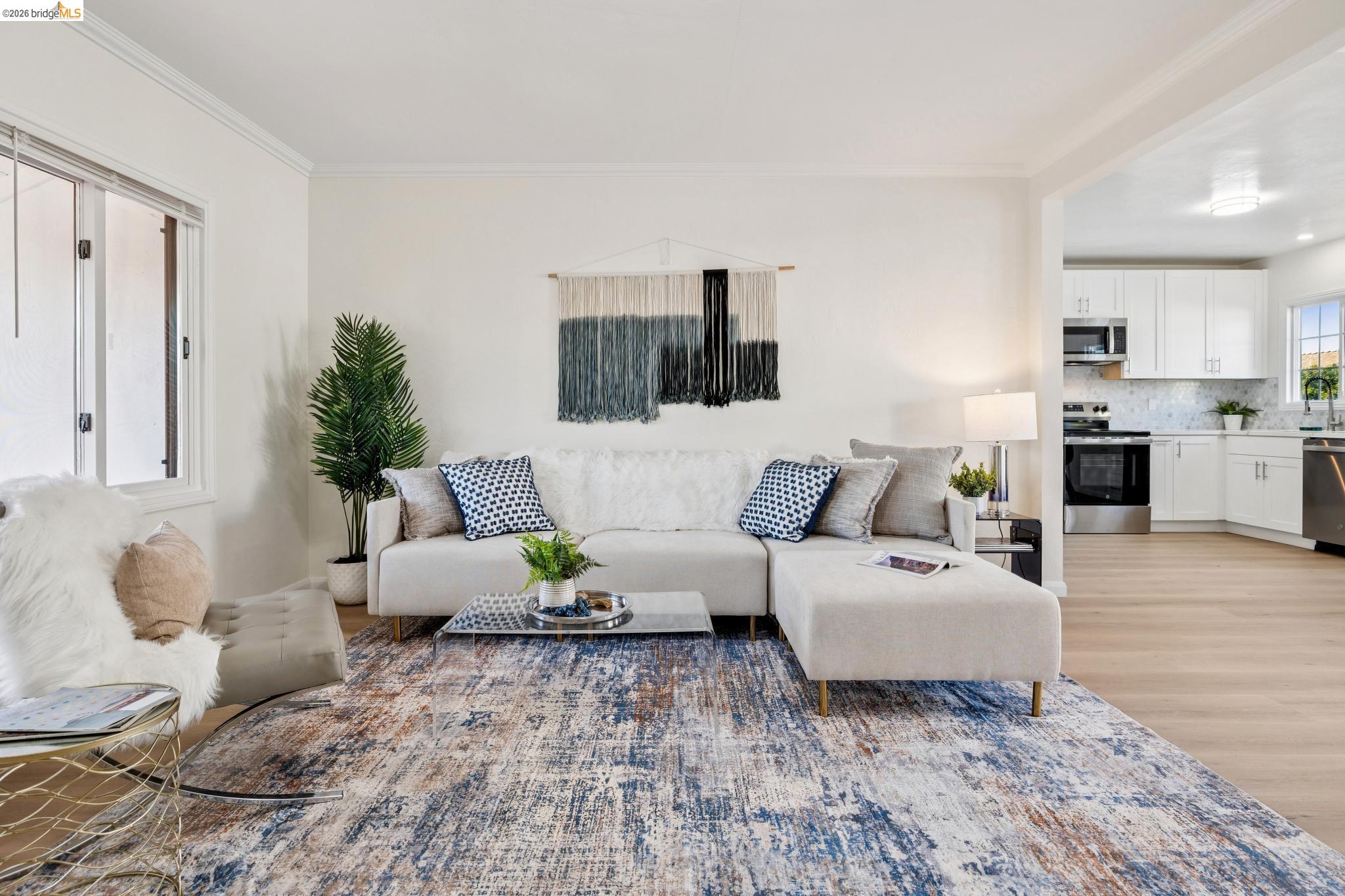 Detail Gallery Image 5 of 50 For 1921 Coalinga Ave, Richmond,  CA 94801 - 3 Beds | 2 Baths