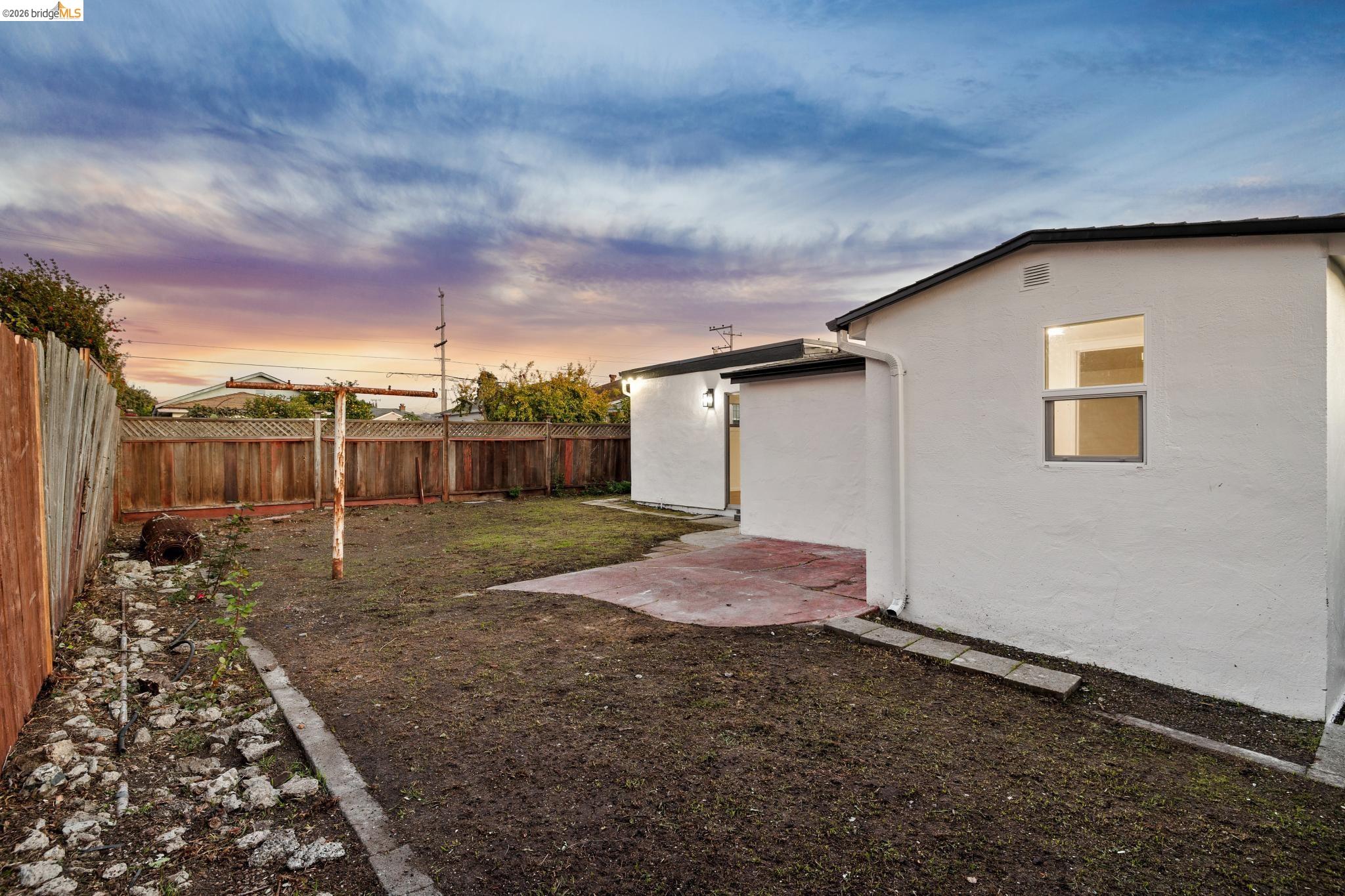 Detail Gallery Image 50 of 50 For 1921 Coalinga Ave, Richmond,  CA 94801 - 3 Beds | 2 Baths