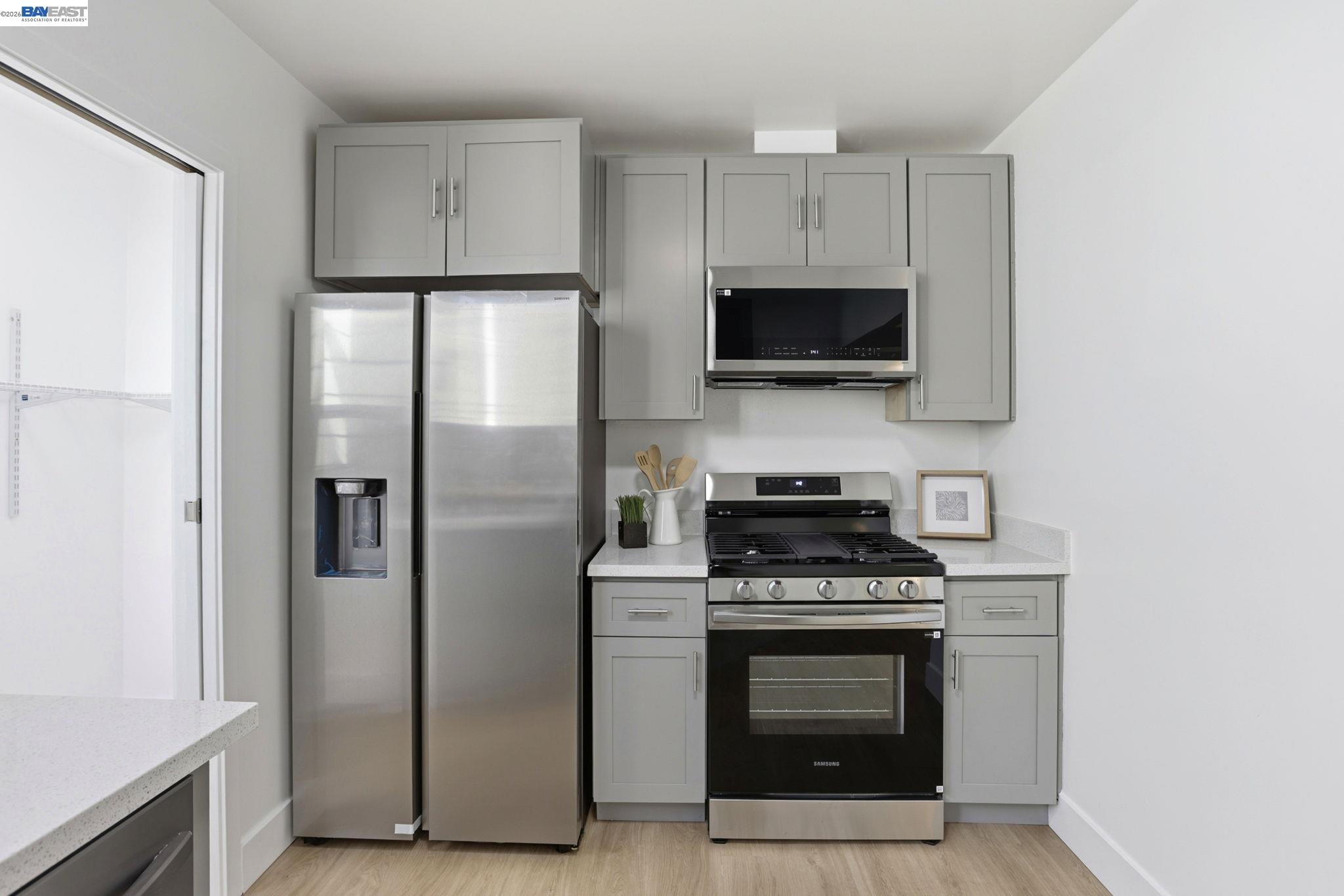 Detail Gallery Image 9 of 30 For 146 Winchester St, Daly City,  CA 94014 - 2 Beds | 1/1 Baths