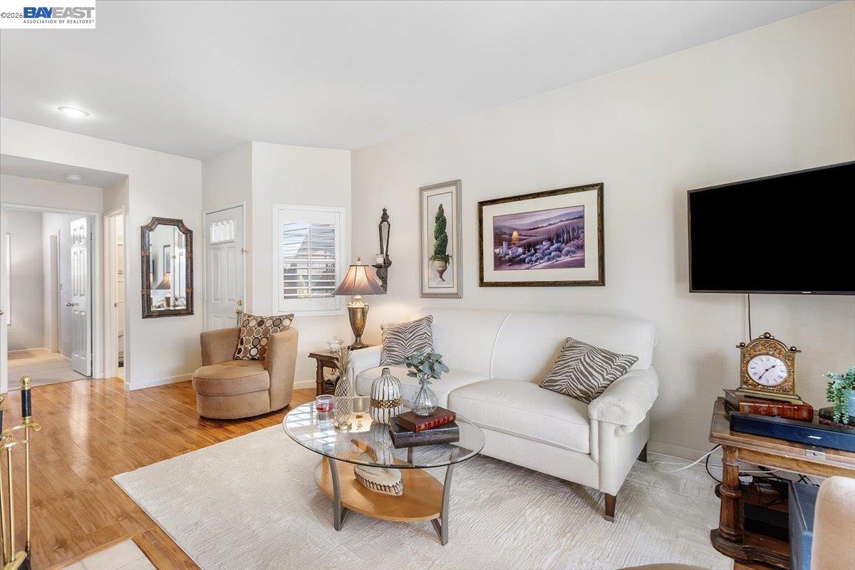 Photo #10: 41127529 Listing: Photo #10