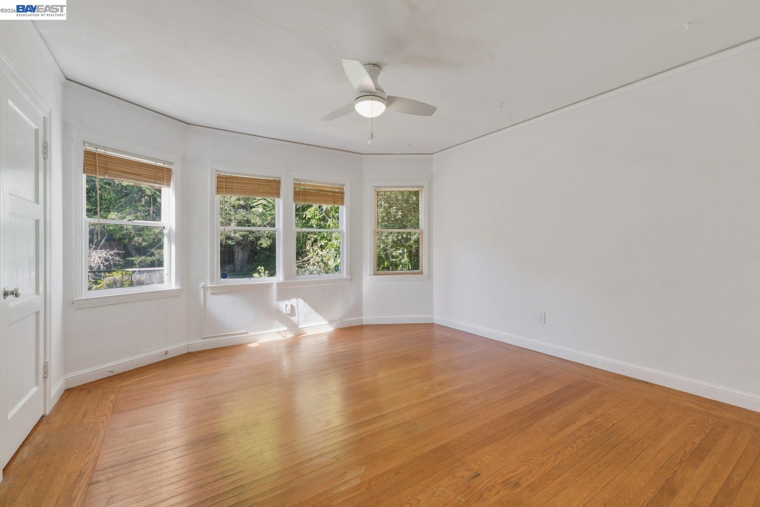 Detail Gallery Image 23 of 44 For 3890 Serrano St, Martinez,  CA 94553 - 3 Beds | 2/1 Baths