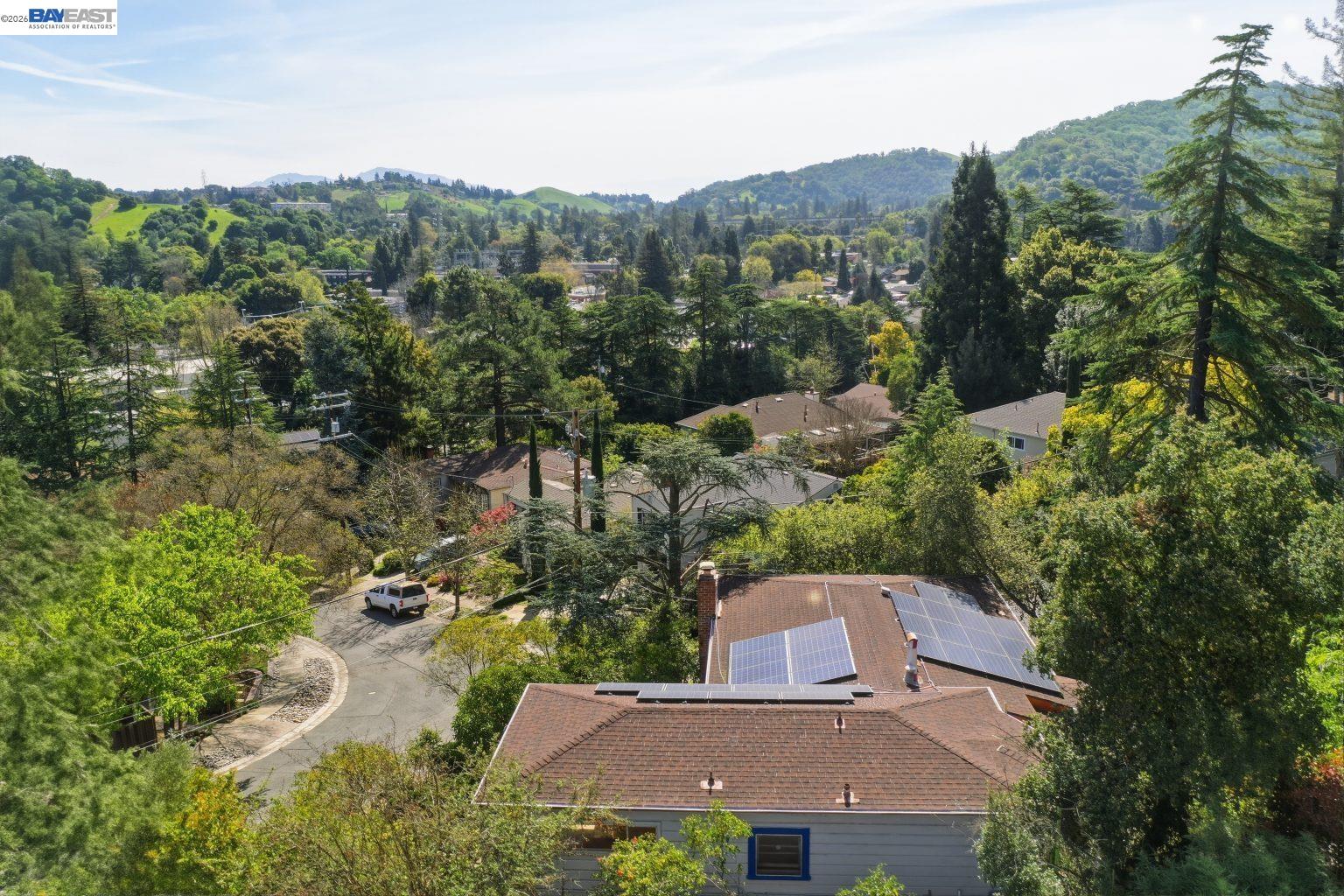 Detail Gallery Image 41 of 44 For 3890 Serrano St, Martinez,  CA 94553 - 3 Beds | 2/1 Baths